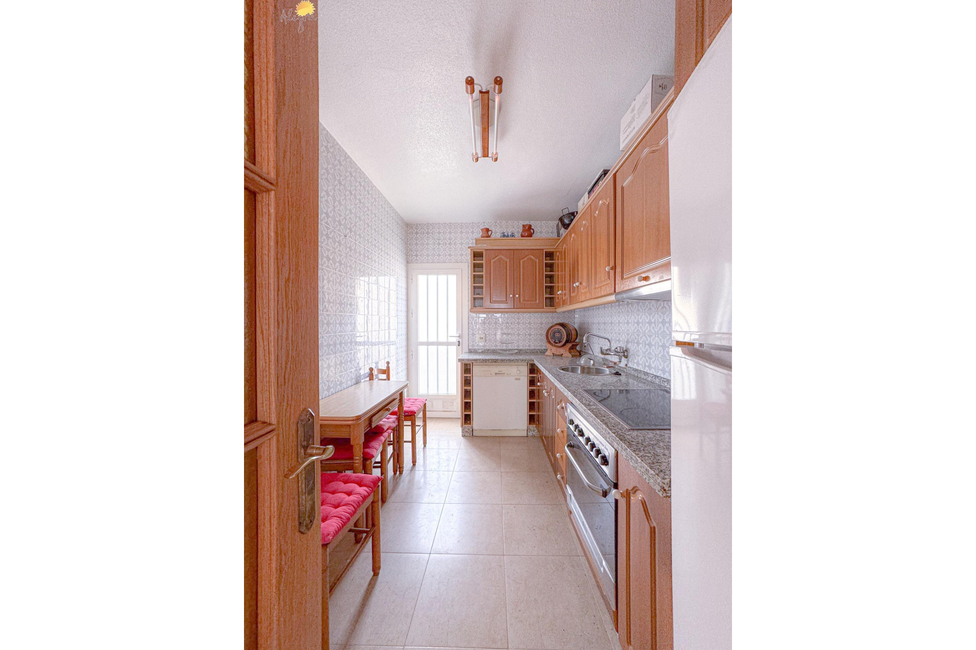 Resale - Apartment  - Torrevieja - La Mata pueblo