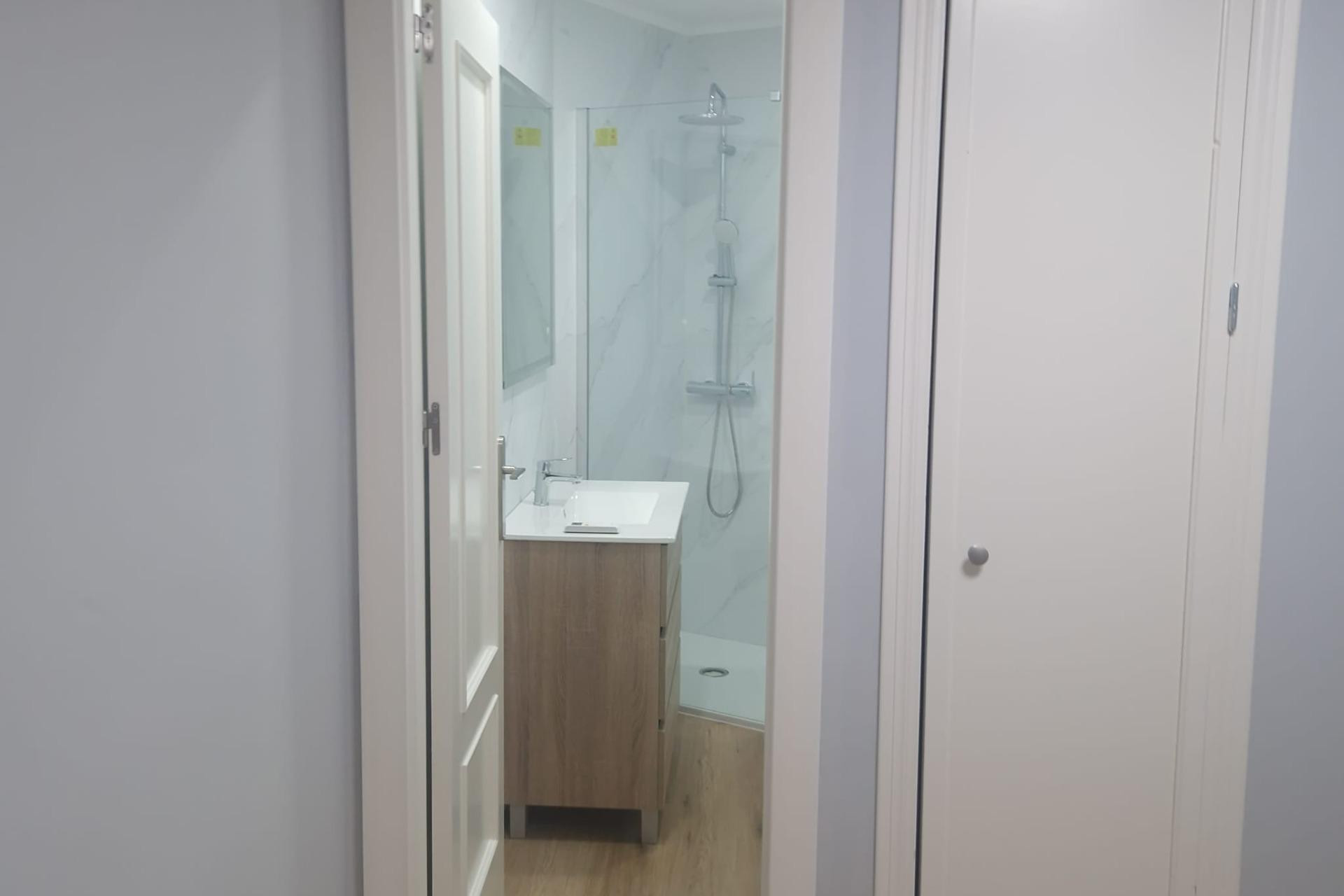 Resale - Apartment  - Torrevieja - La Mata pueblo