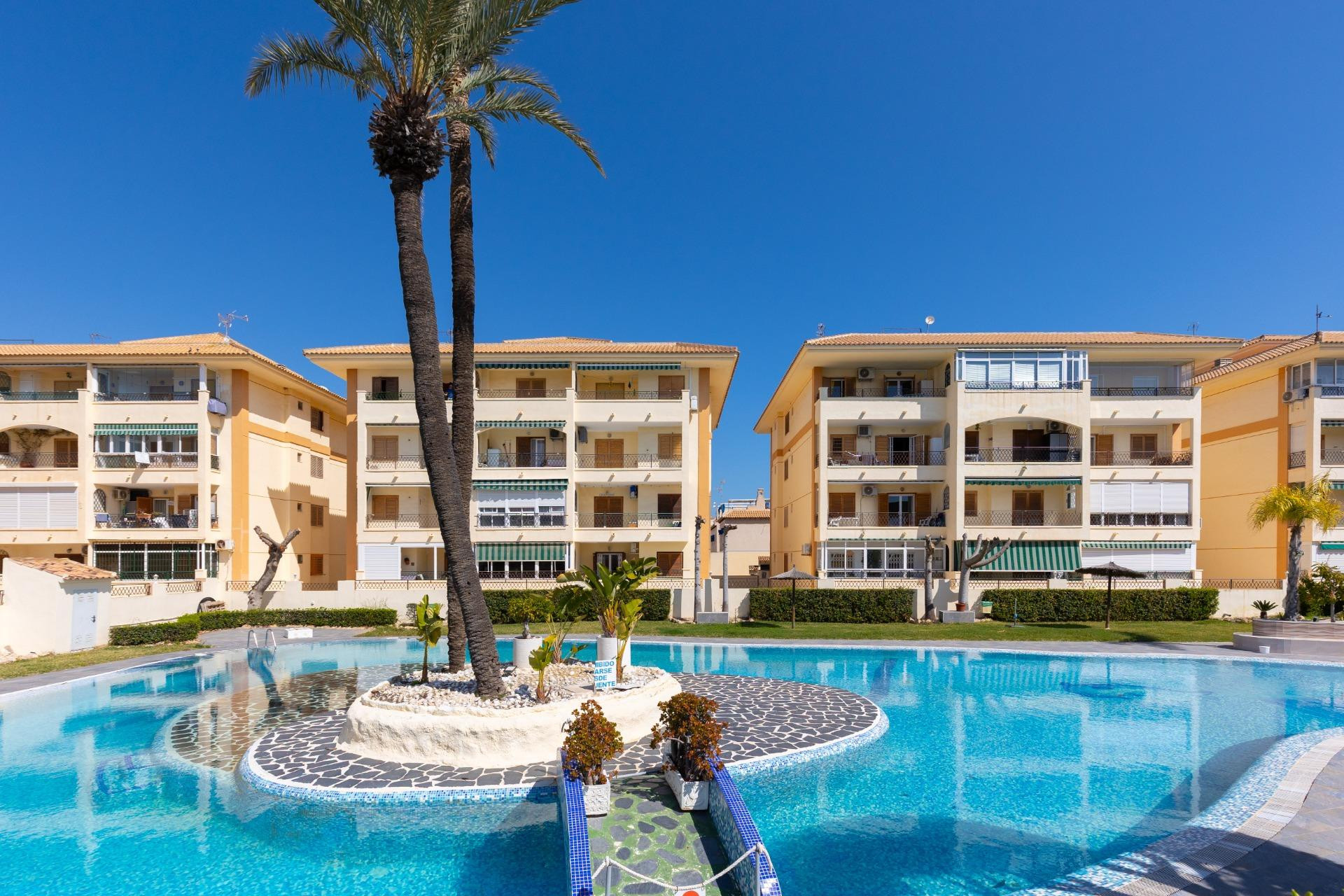 Resale - Apartment  - Torrevieja - La Mata