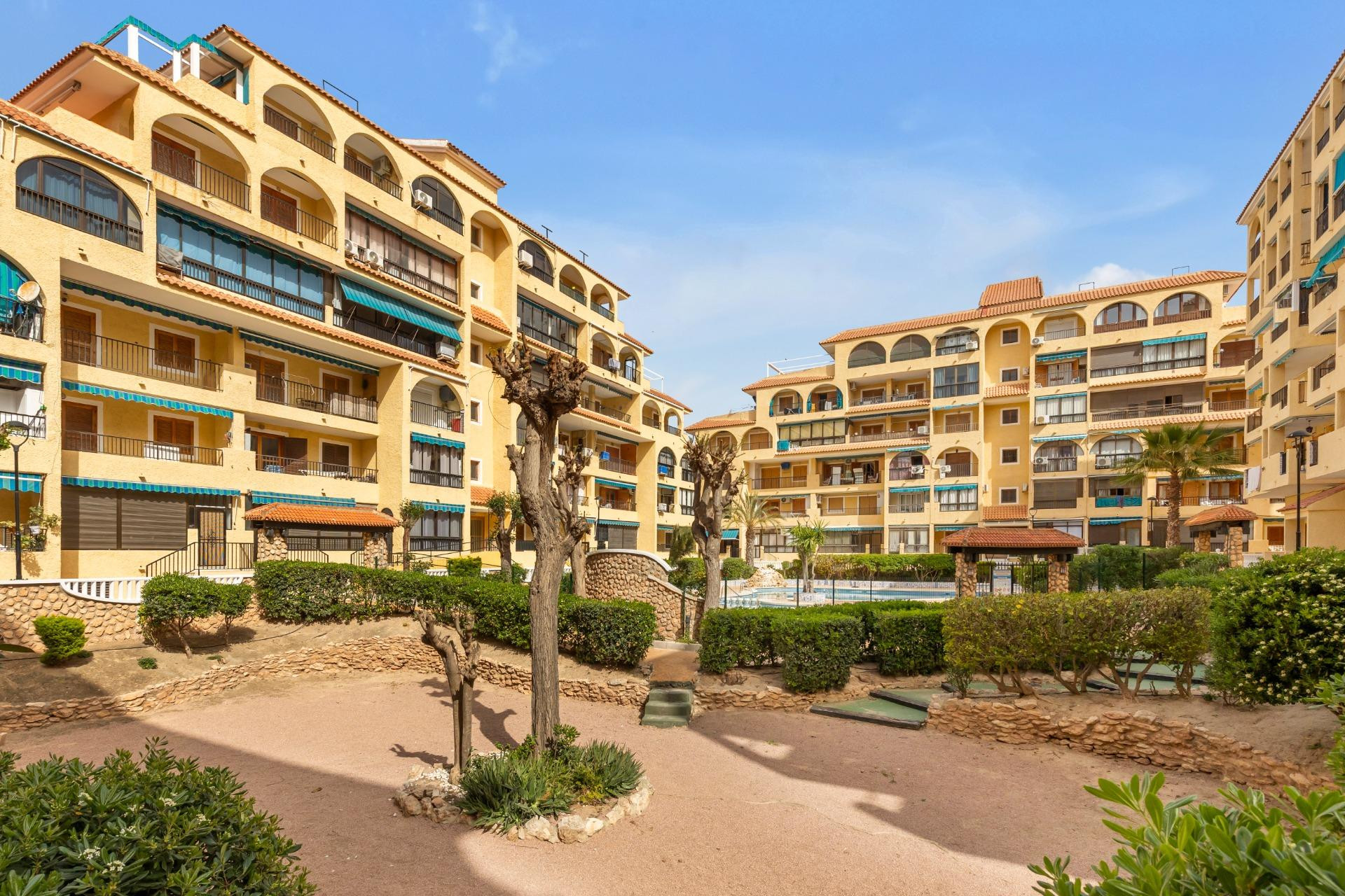 Resale - Apartment  - Torrevieja - La Mata