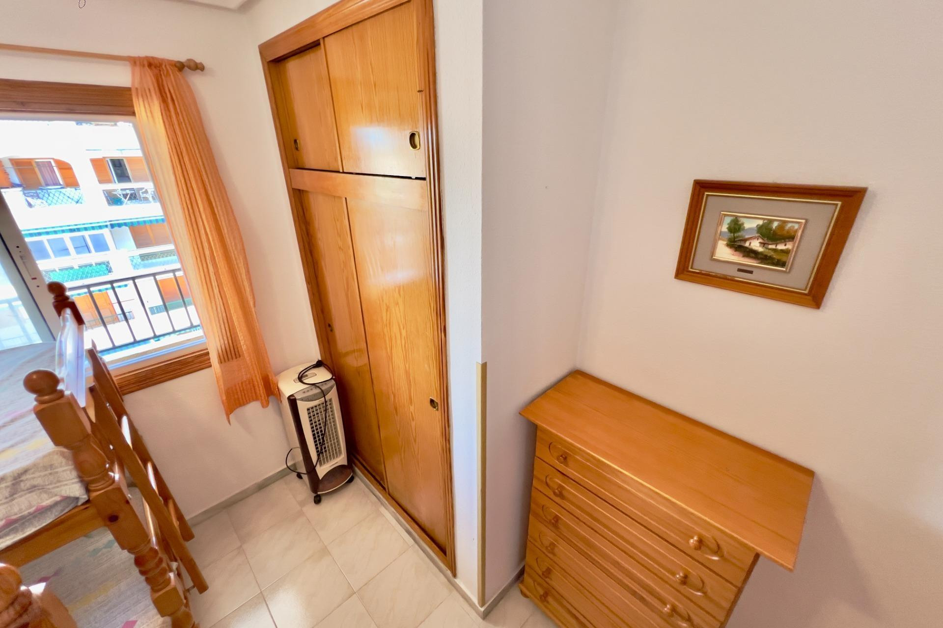 Resale - Apartment  - Torrevieja - La Mata