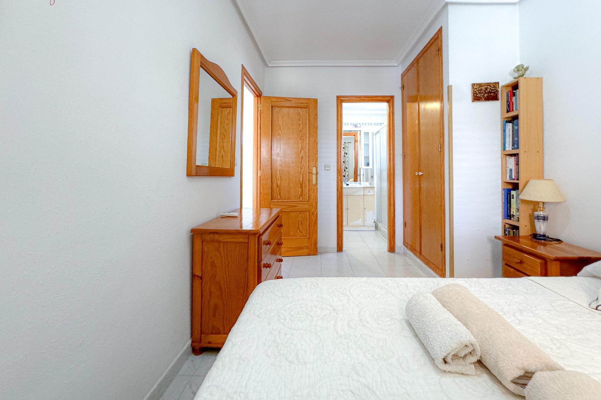 Resale - Apartment  - Torrevieja - La Mata