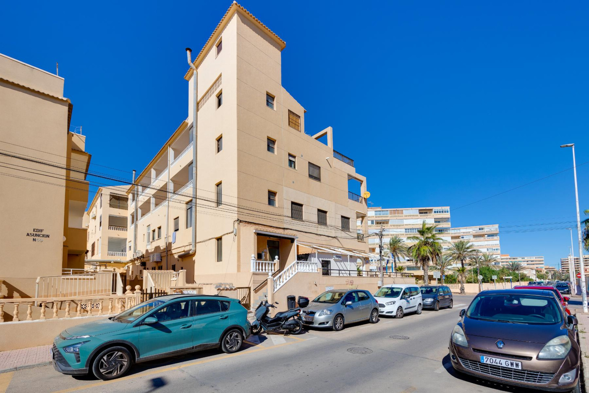 Resale - Apartment  - Torrevieja - La Mata