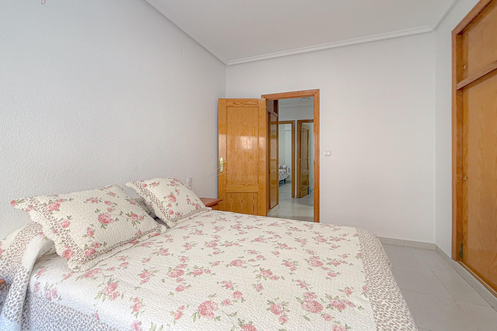 Resale - Apartment  - Torrevieja - La Mata