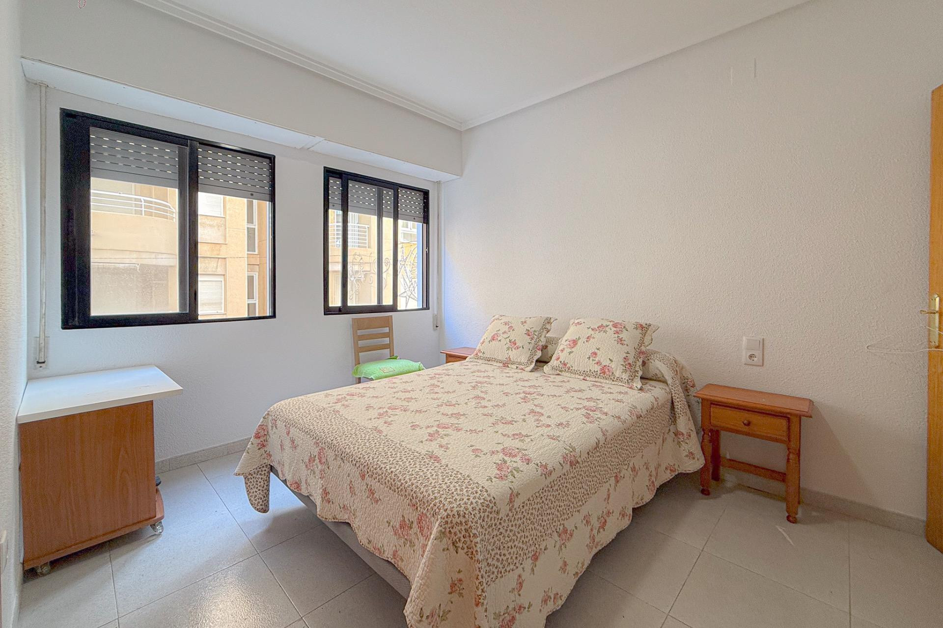 Resale - Apartment  - Torrevieja - La Mata