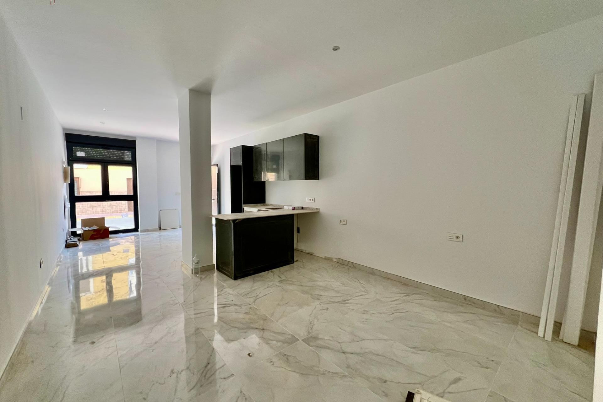 Resale - Apartment  - Torrevieja - La Mata