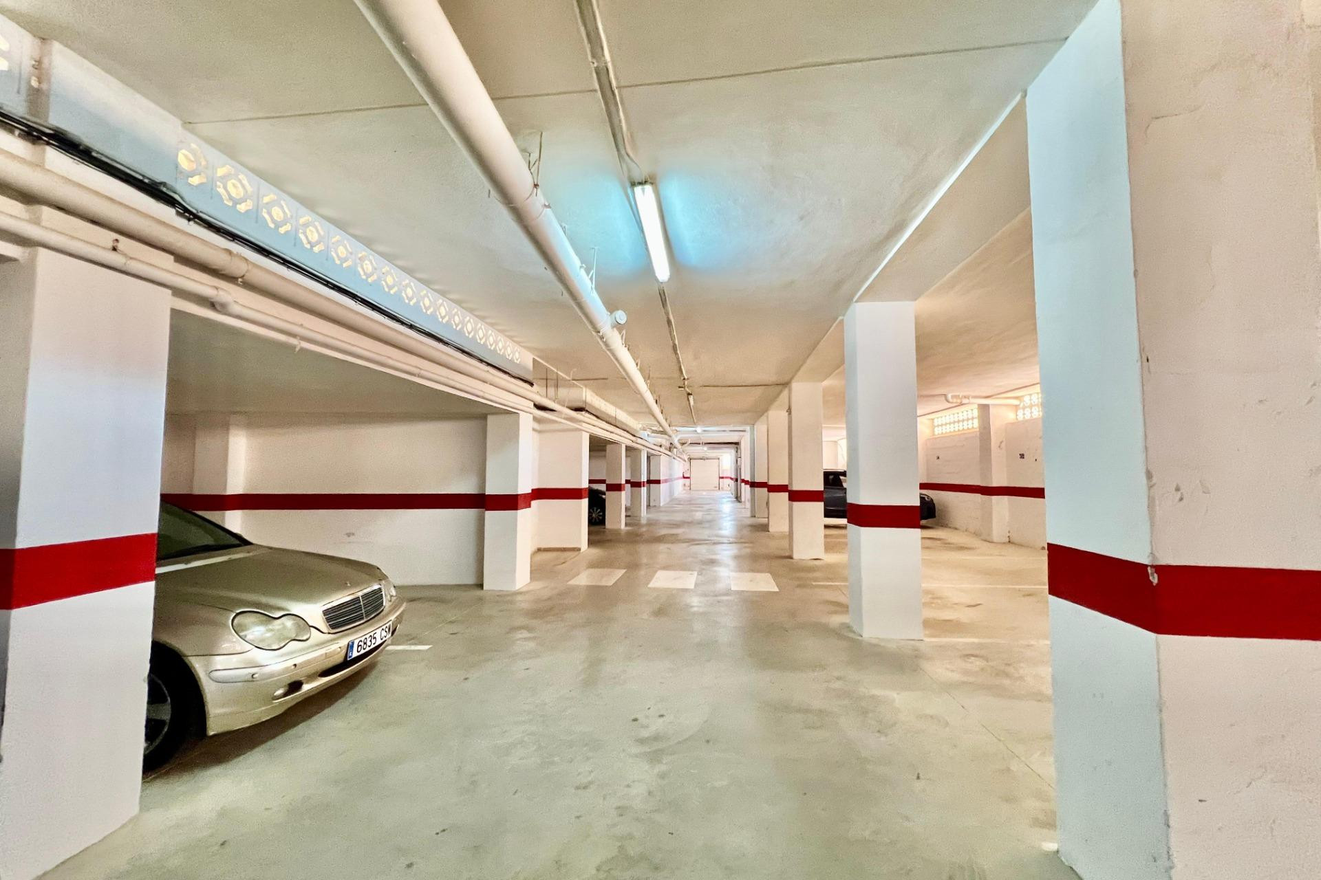 Resale - Apartment  - Torrevieja - La Mata