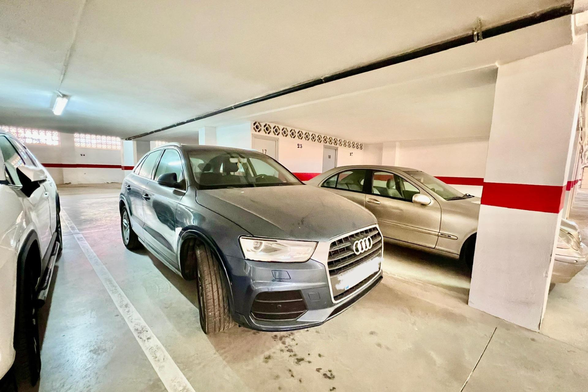 Resale - Apartment  - Torrevieja - La Mata