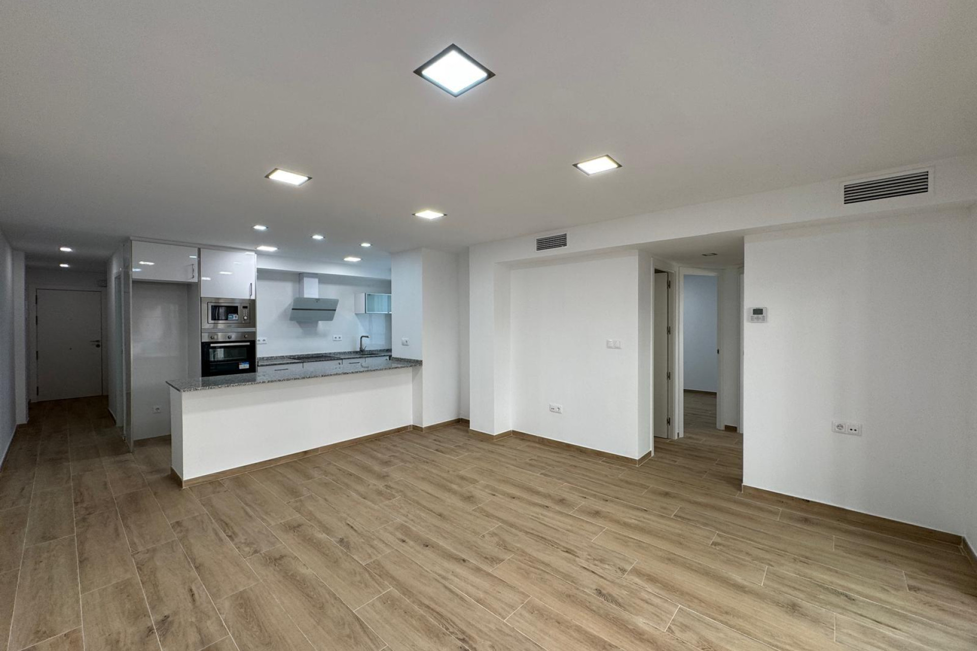 Resale - Apartment  - Torrevieja - La Mata