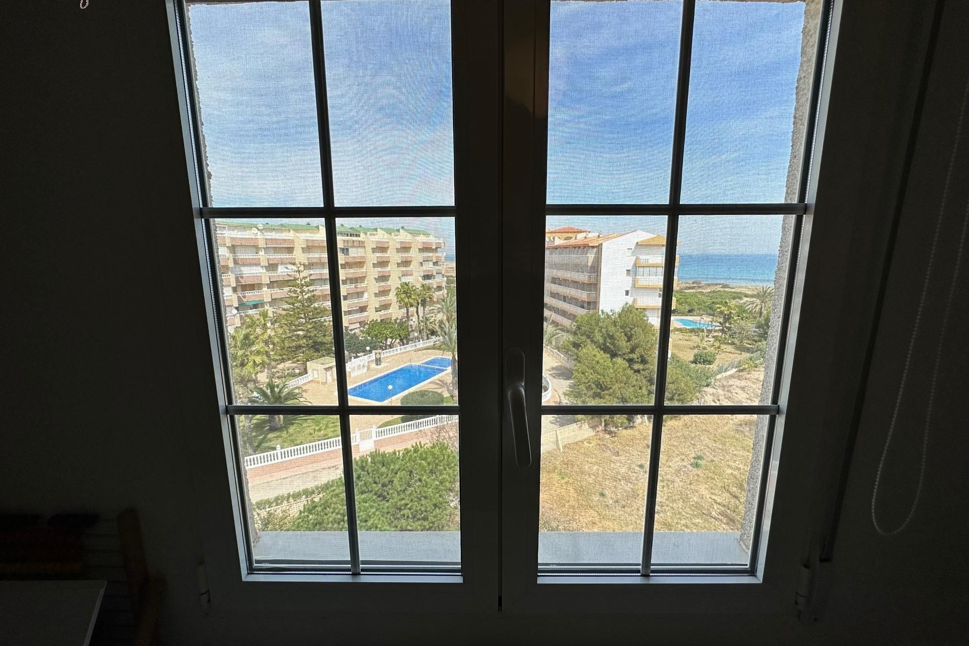 Resale - Apartment  - Torrevieja - La Mata