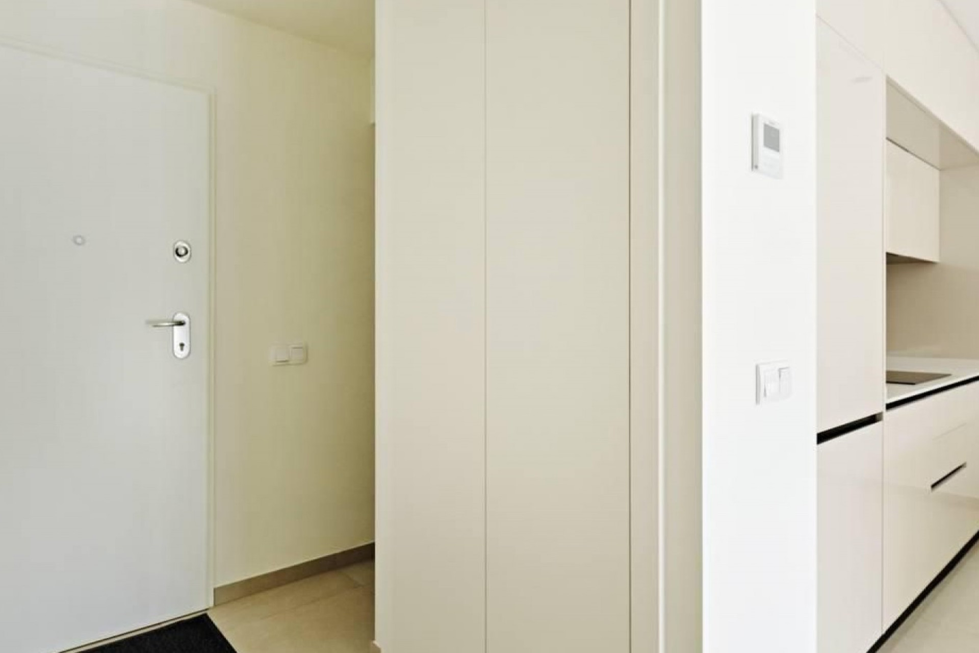 Resale - Apartment  - Torrevieja - La Veleta