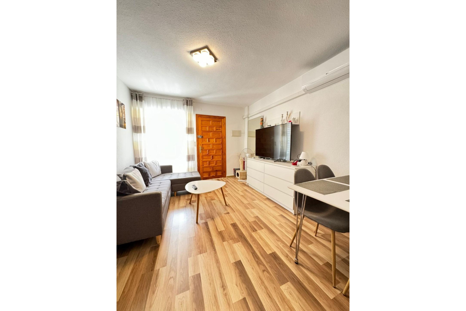 Resale - Apartment  - Torrevieja - La veleta