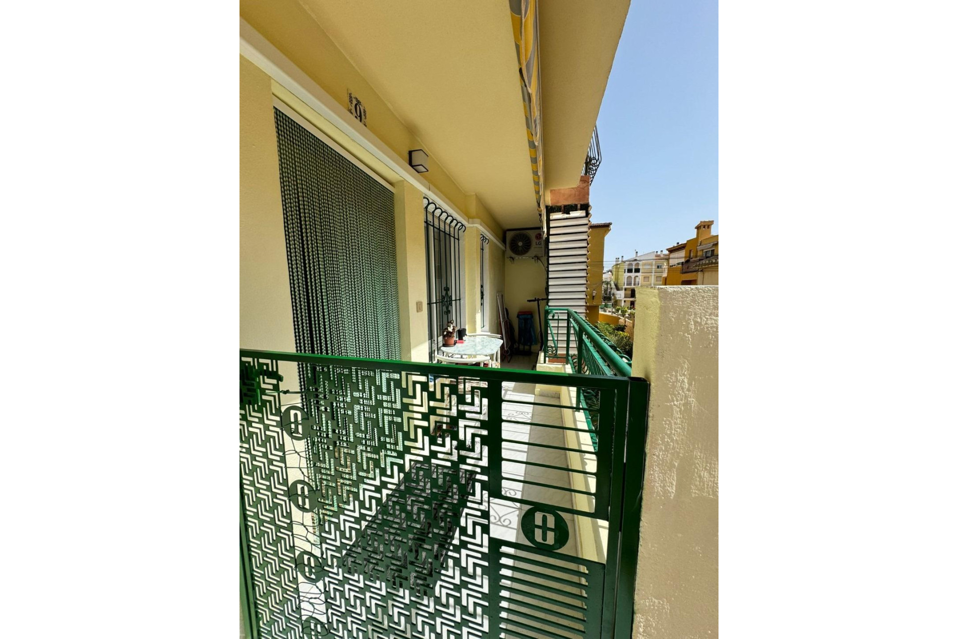 Resale - Apartment  - Torrevieja - La veleta