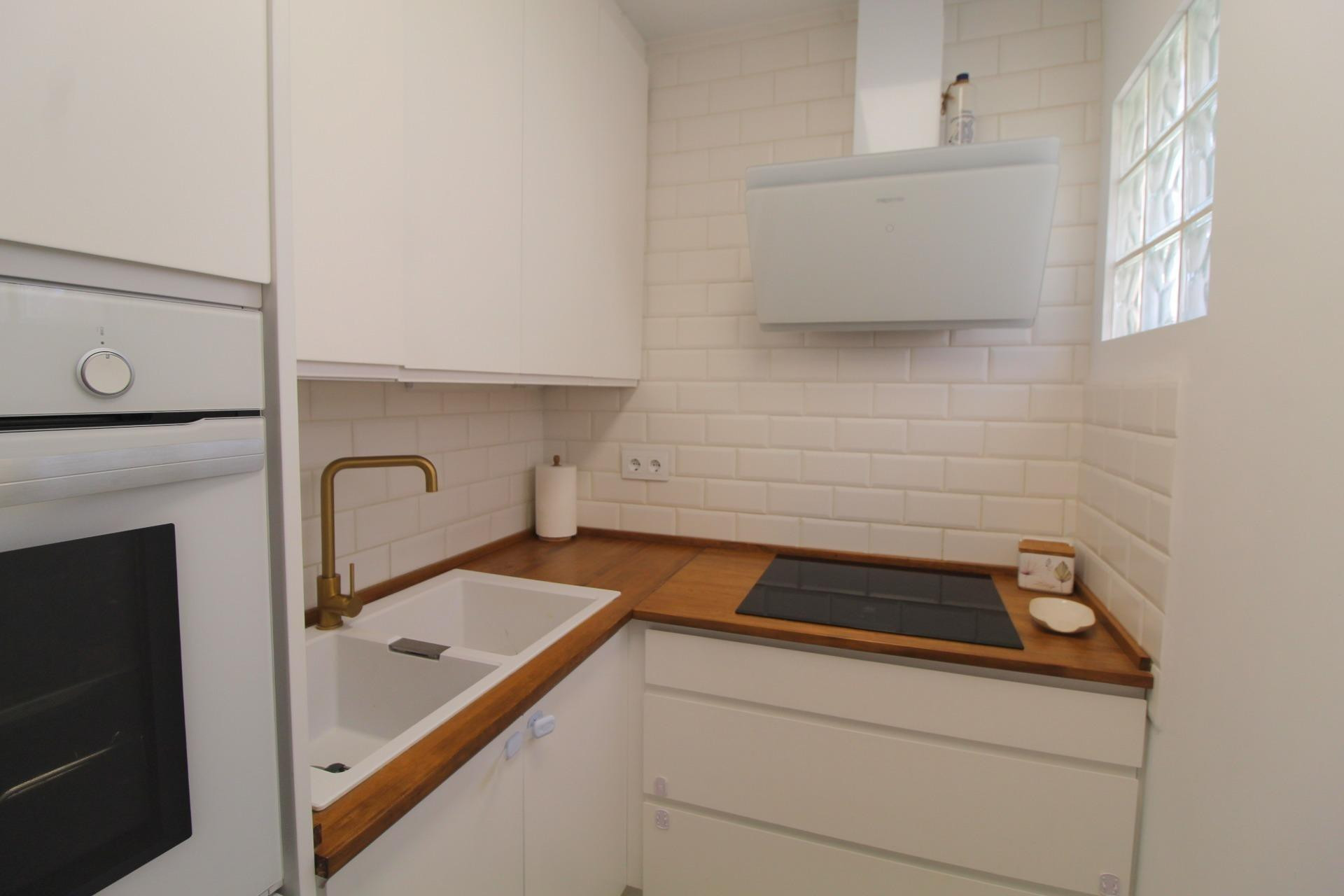 Resale - Apartment  - Torrevieja - La veleta