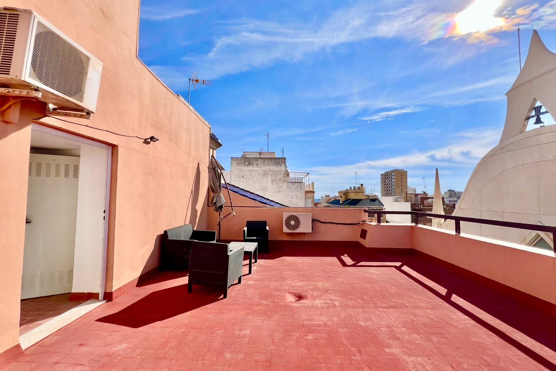 Resale - Apartment  - Torrevieja - Las Piscinas Naturales