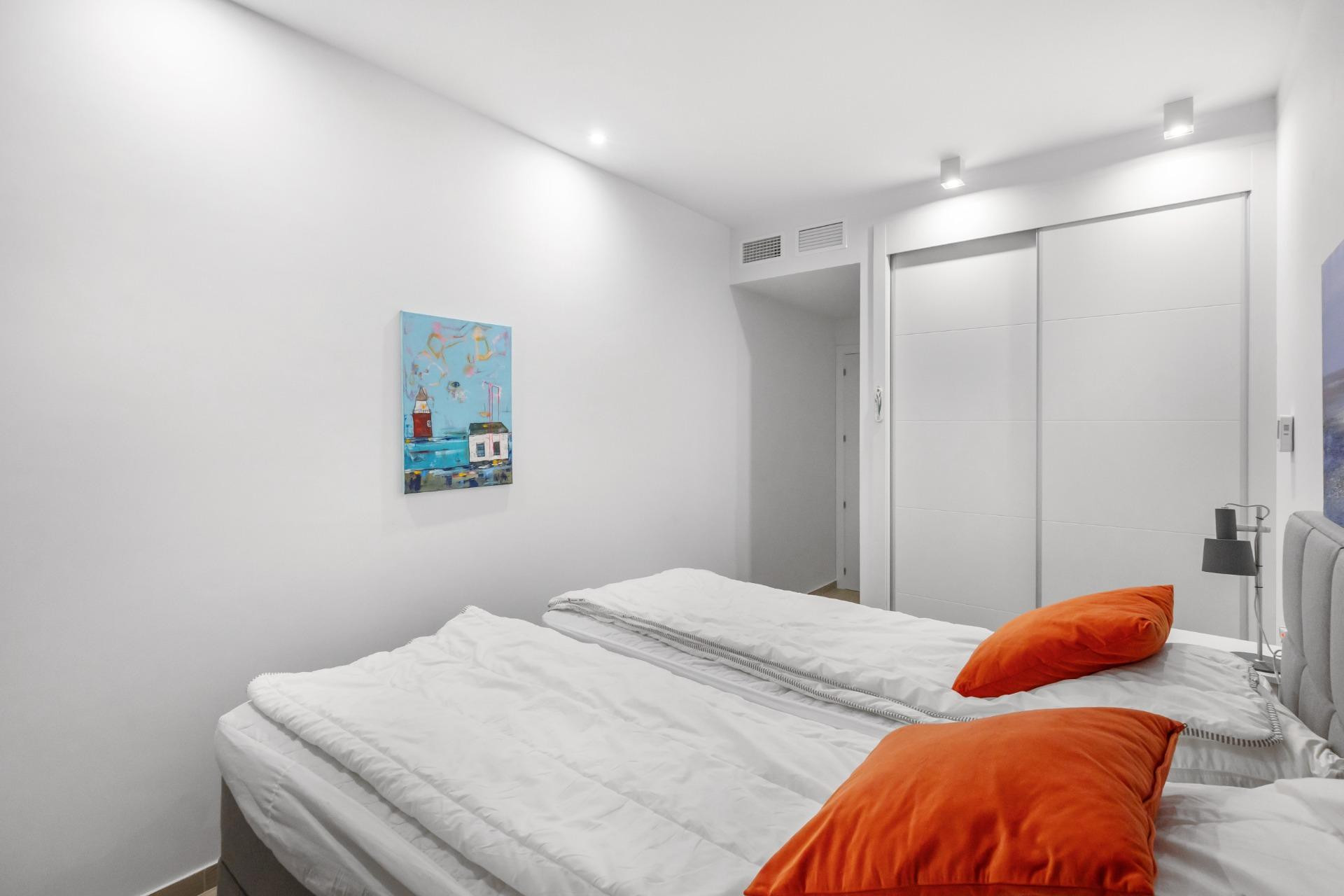 Resale - Apartment  - Torrevieja - Los Frutales