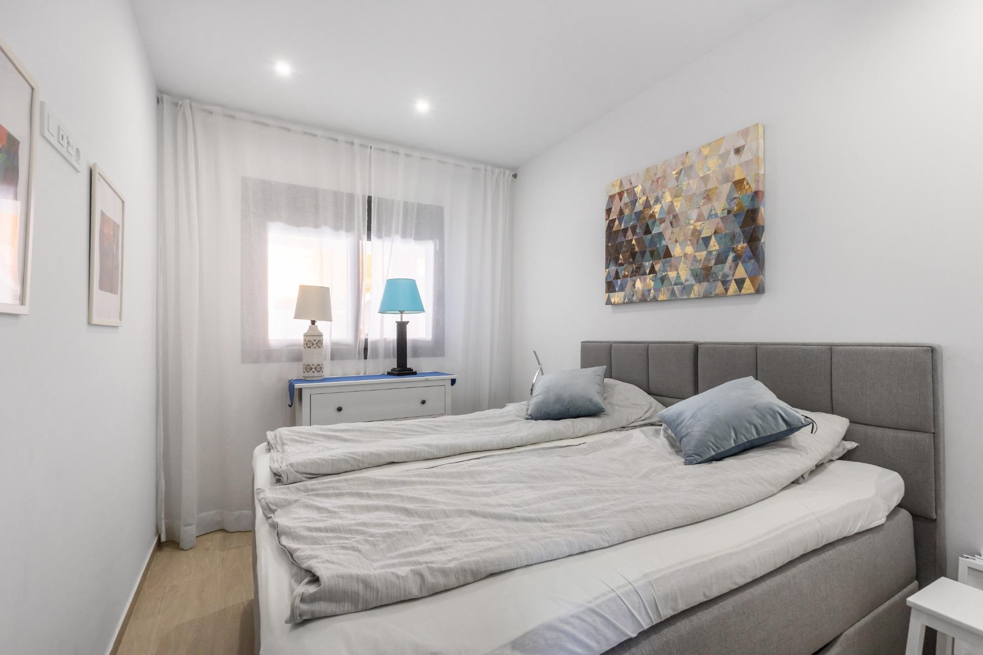 Resale - Apartment  - Torrevieja - Los Frutales