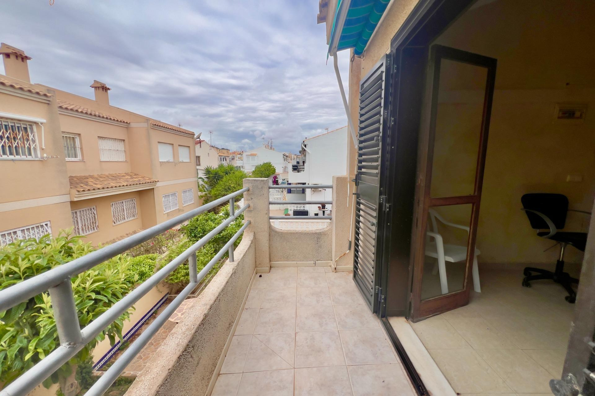 Resale - Apartment  - Torrevieja - Los Frutales