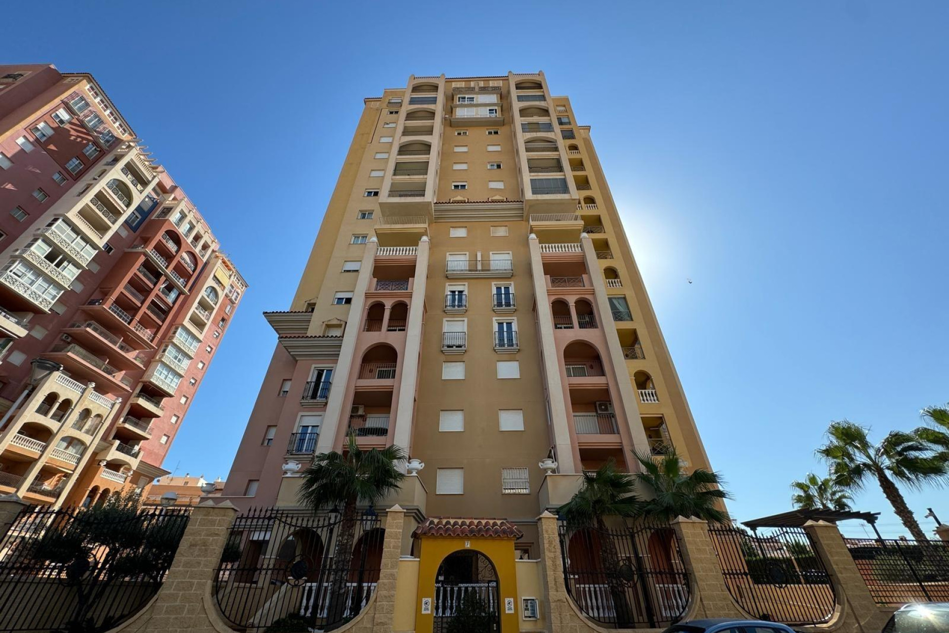 Resale - Apartment  - Torrevieja - Los Frutales