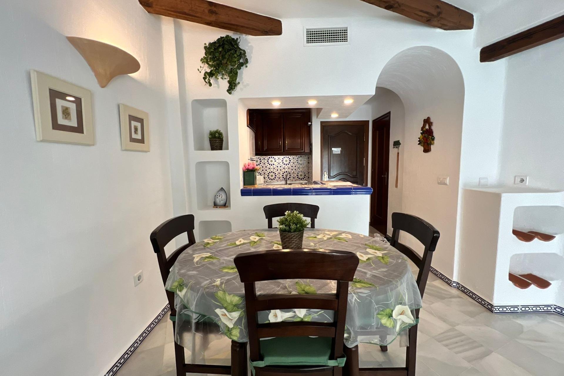 Resale - Apartment  - Torrevieja - Los Frutales