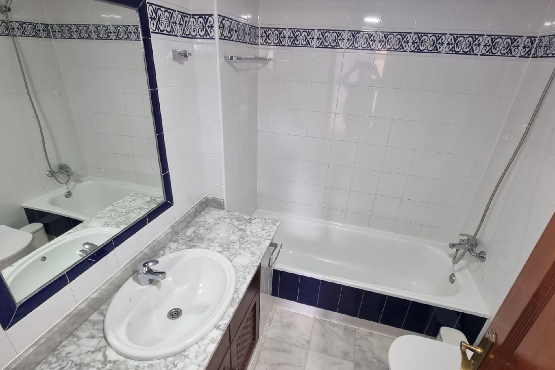 Resale - Apartment  - Torrevieja - Los Frutales