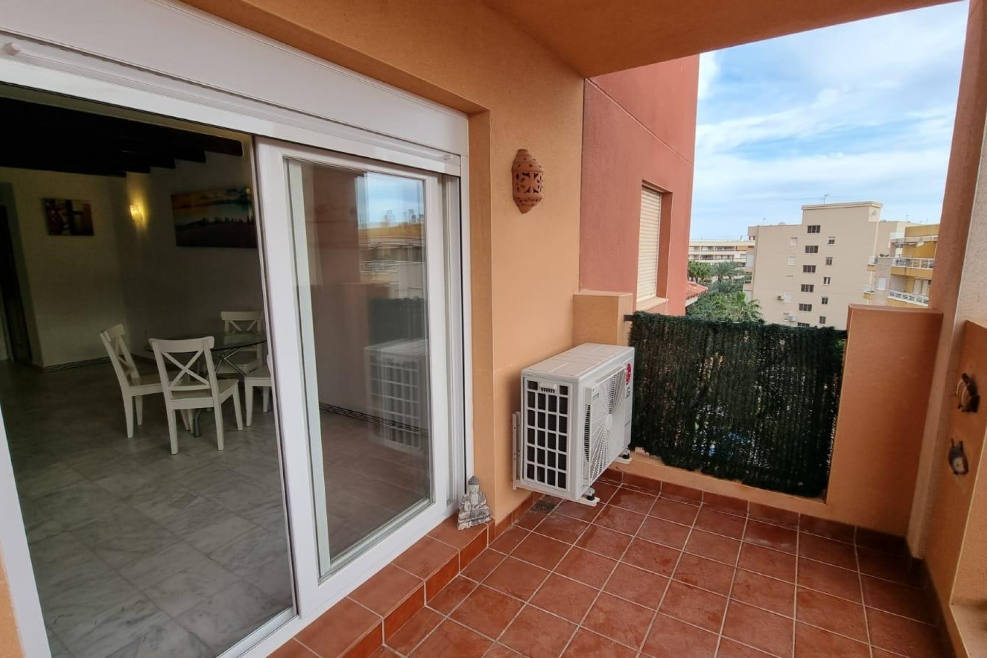 Resale - Apartment  - Torrevieja - Los Frutales