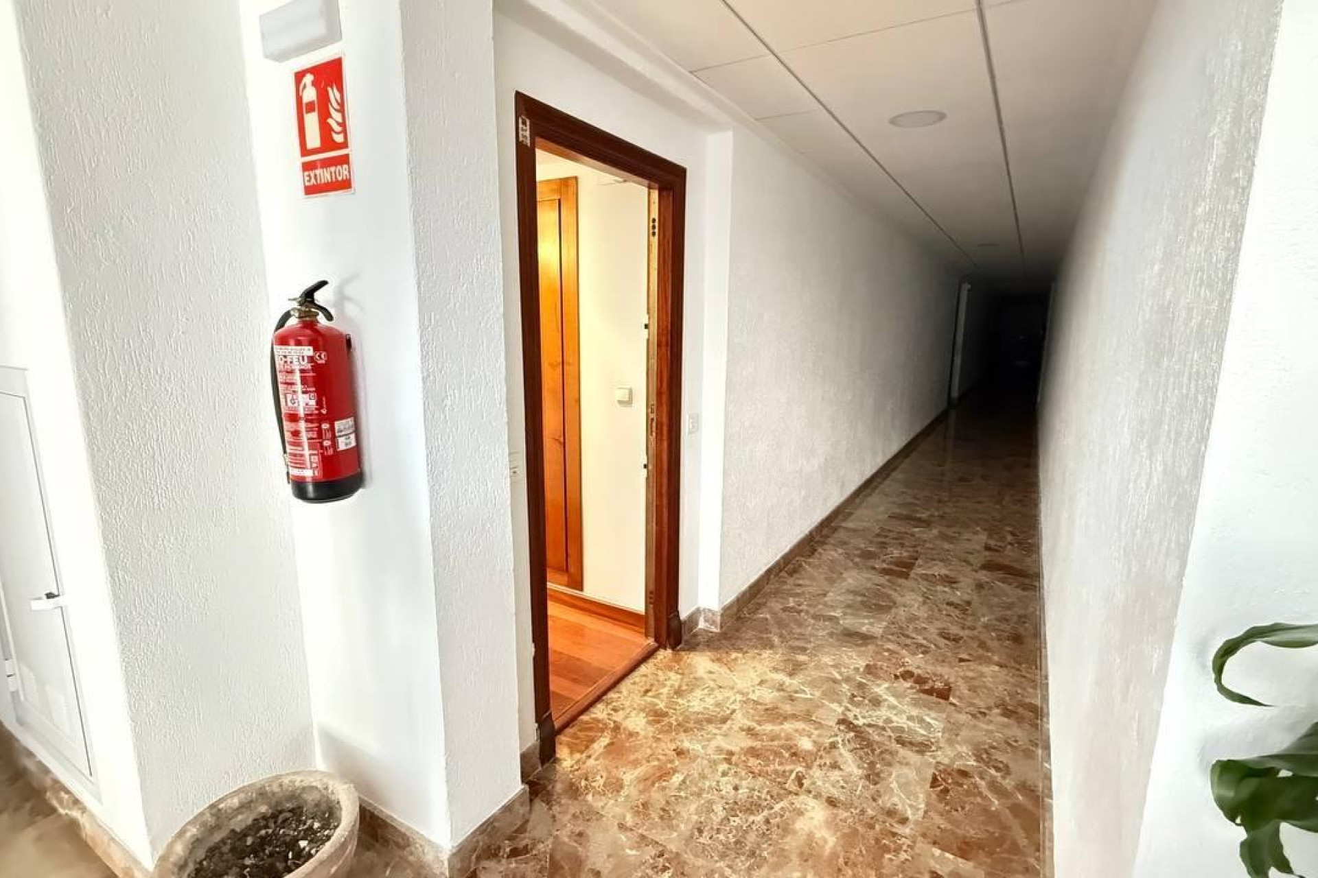 Resale - Apartment  - Torrevieja - Los Frutales