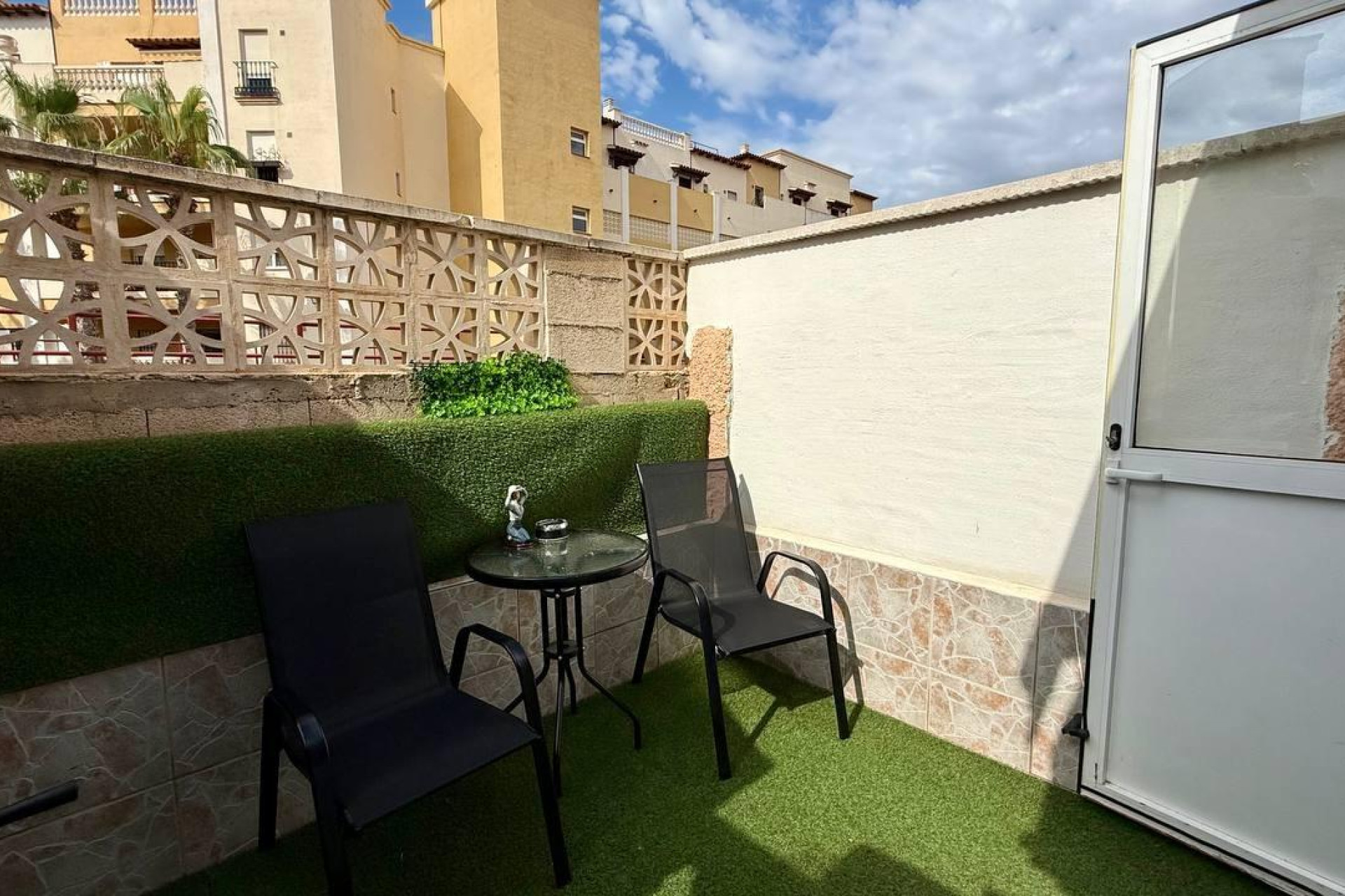 Resale - Apartment  - Torrevieja - Los Frutales