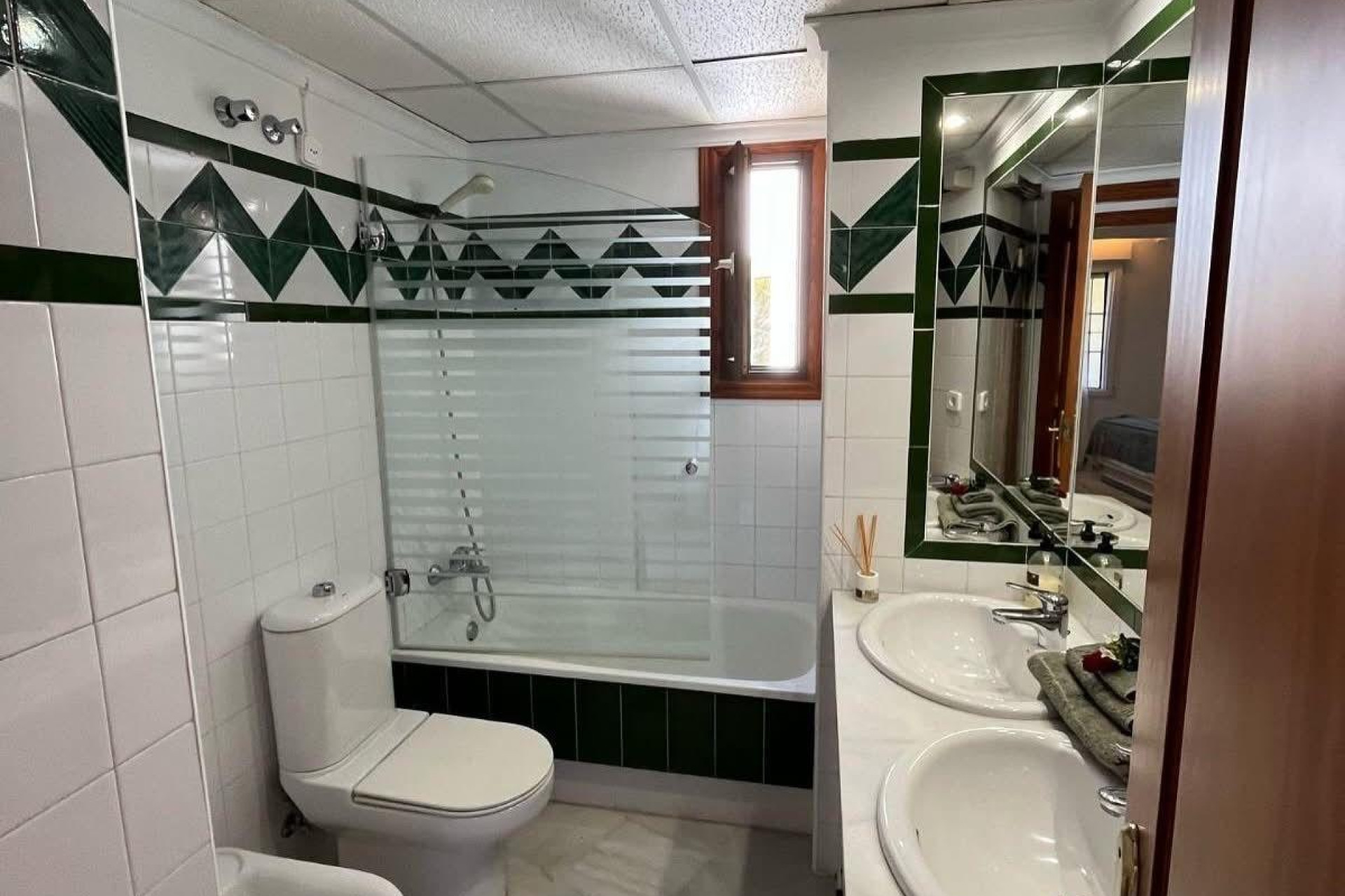 Resale - Apartment  - Torrevieja - Los Frutales