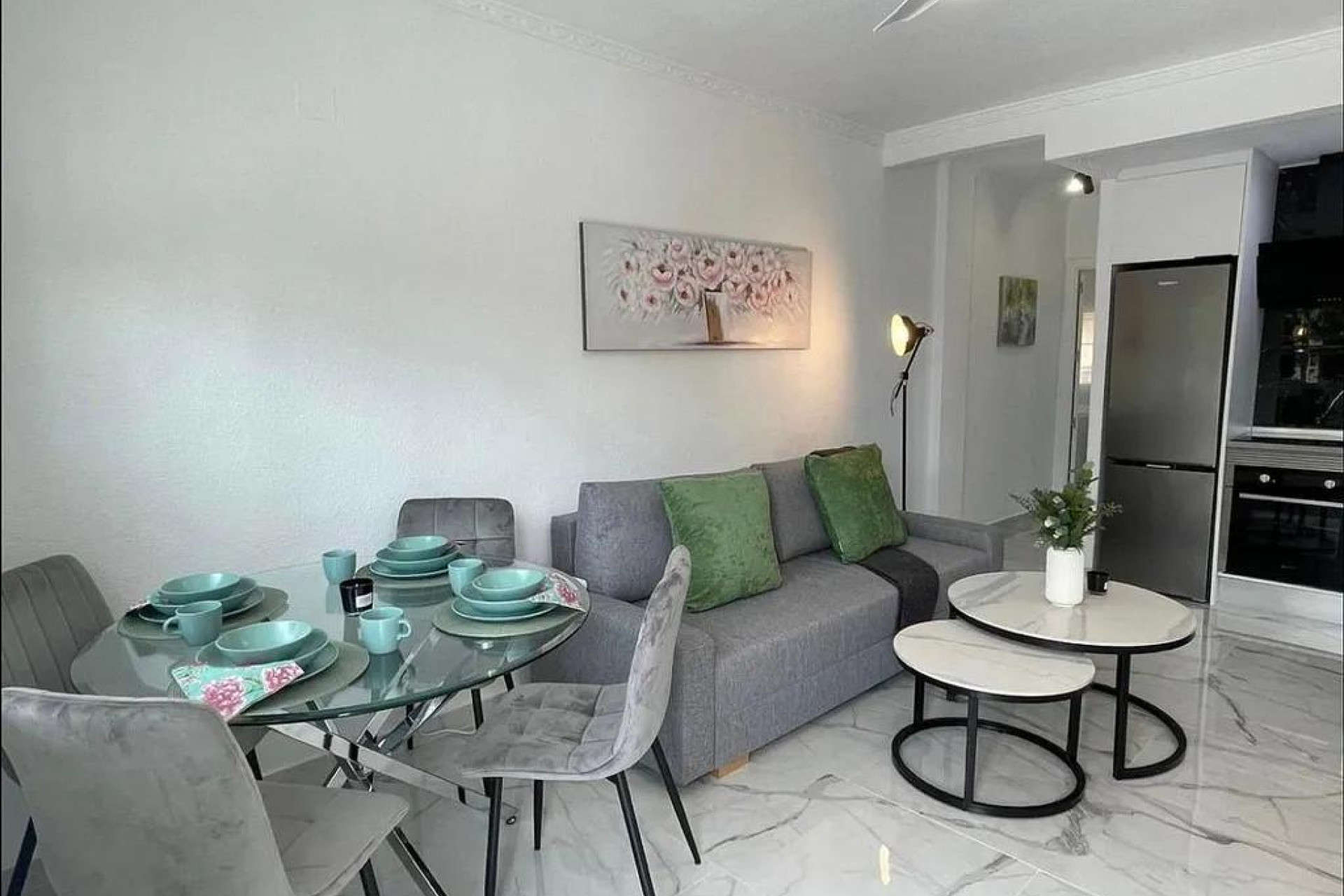 Resale - Apartment  - Torrevieja - Los Frutales