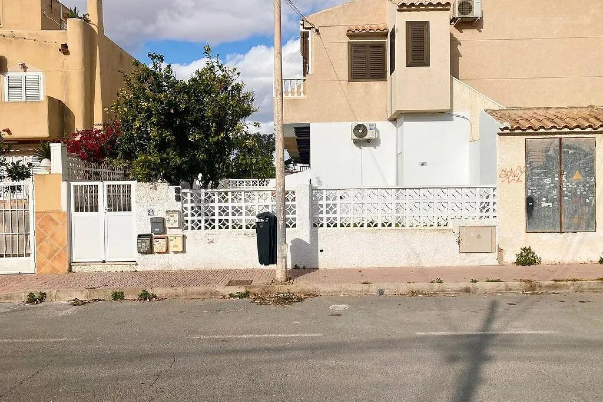 Resale - Apartment  - Torrevieja - Los Frutales