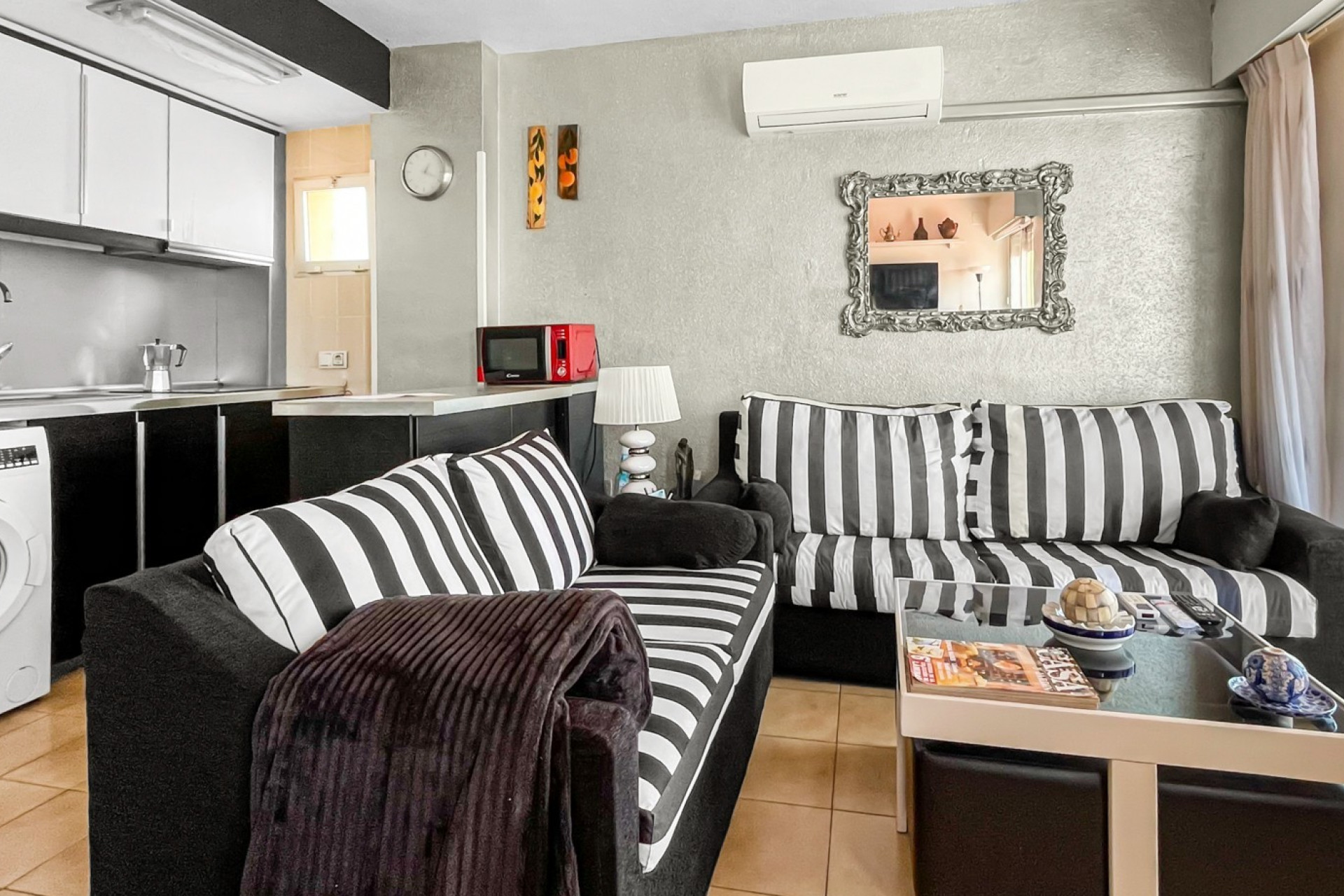 Resale - Apartment  - Torrevieja - Mar Azul