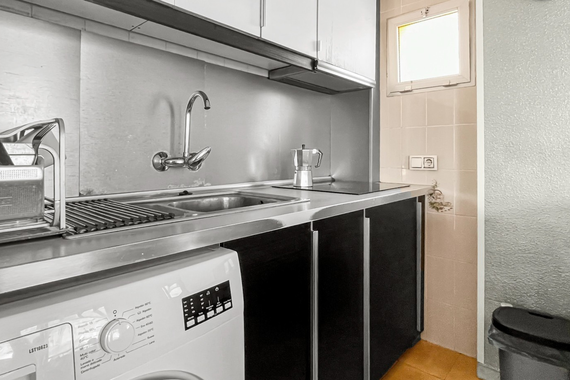 Resale - Apartment  - Torrevieja - Mar Azul