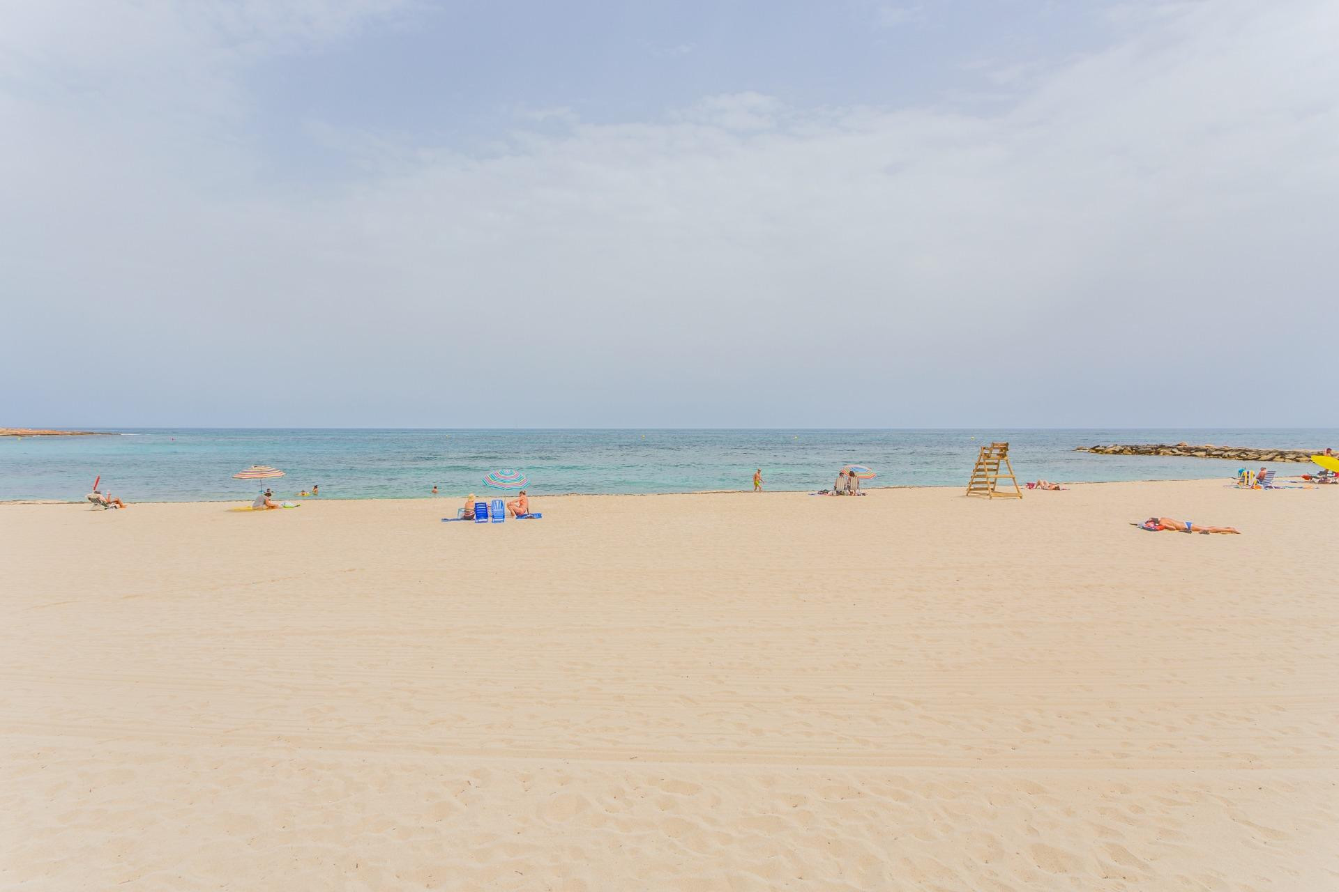 Resale - Apartment  - Torrevieja - Nueva Torrevieja