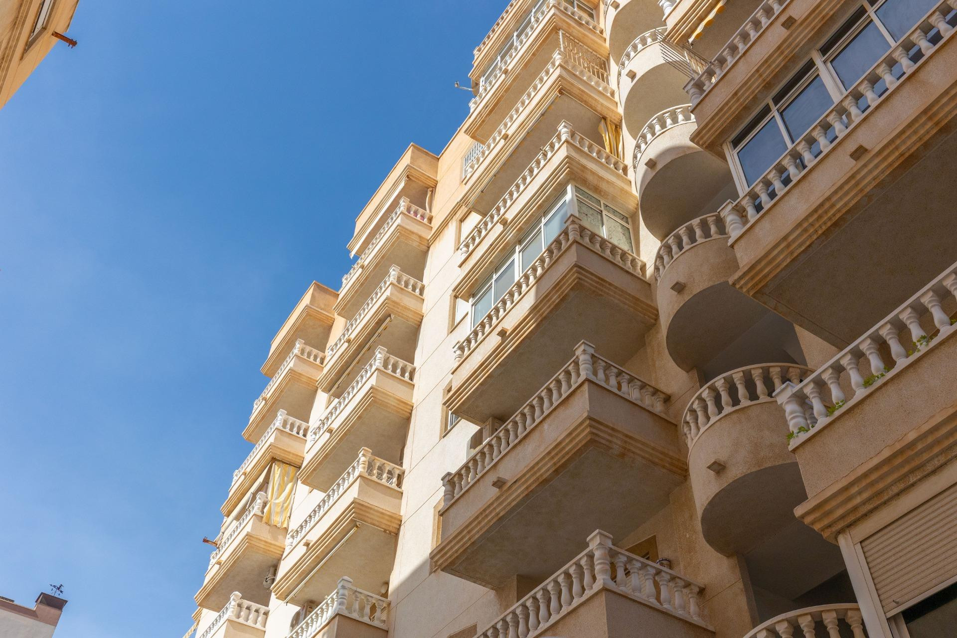 Resale - Apartment  - Torrevieja - Nueva Torrevieja