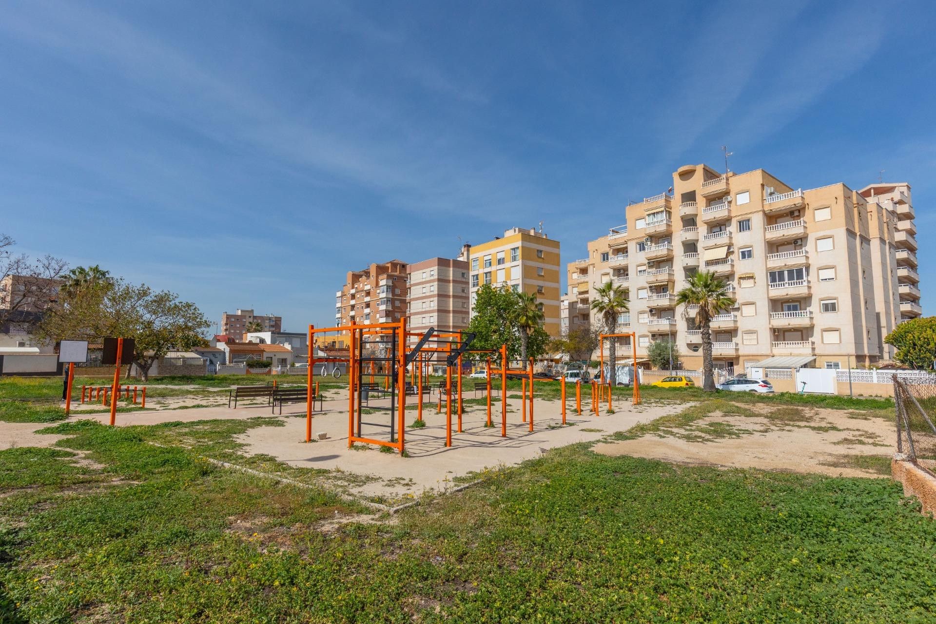 Resale - Apartment  - Torrevieja - Nueva Torrevieja