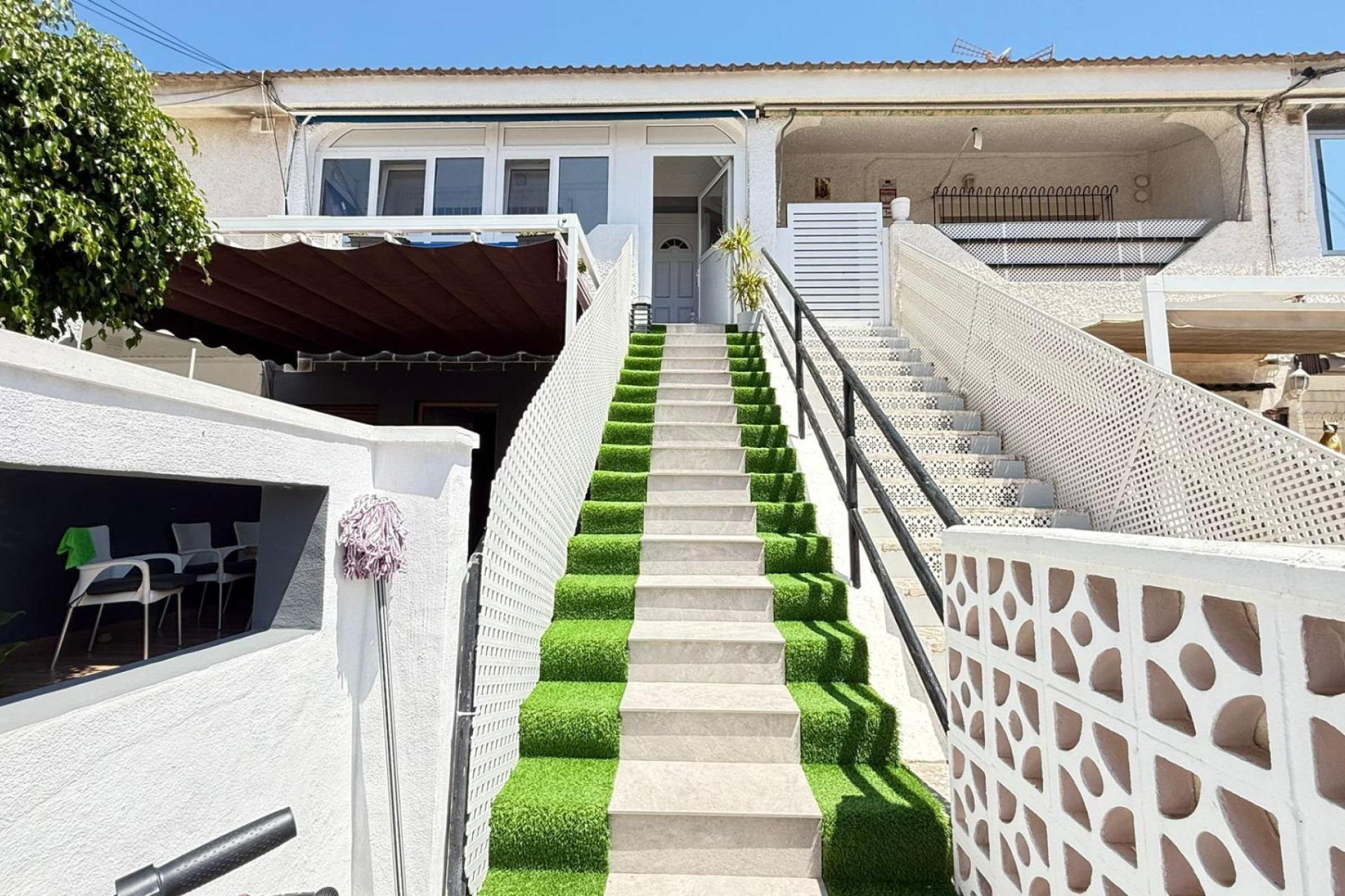 Resale - Apartment  - Torrevieja - Nueva Torrevieja