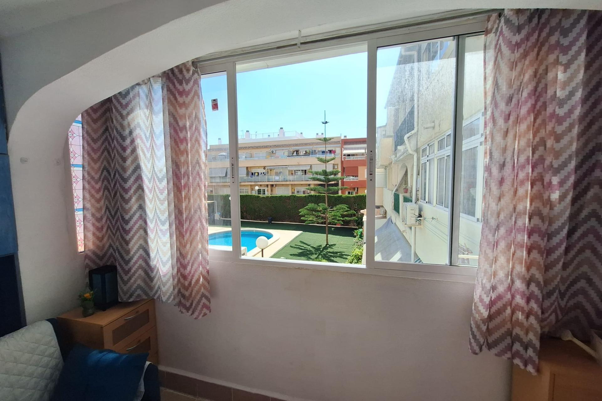 Resale - Apartment  - Torrevieja - Nueva Torrevieja