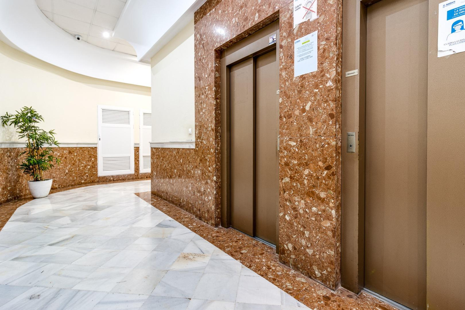 Resale - Apartment  - Torrevieja - Nueva Torrevieja