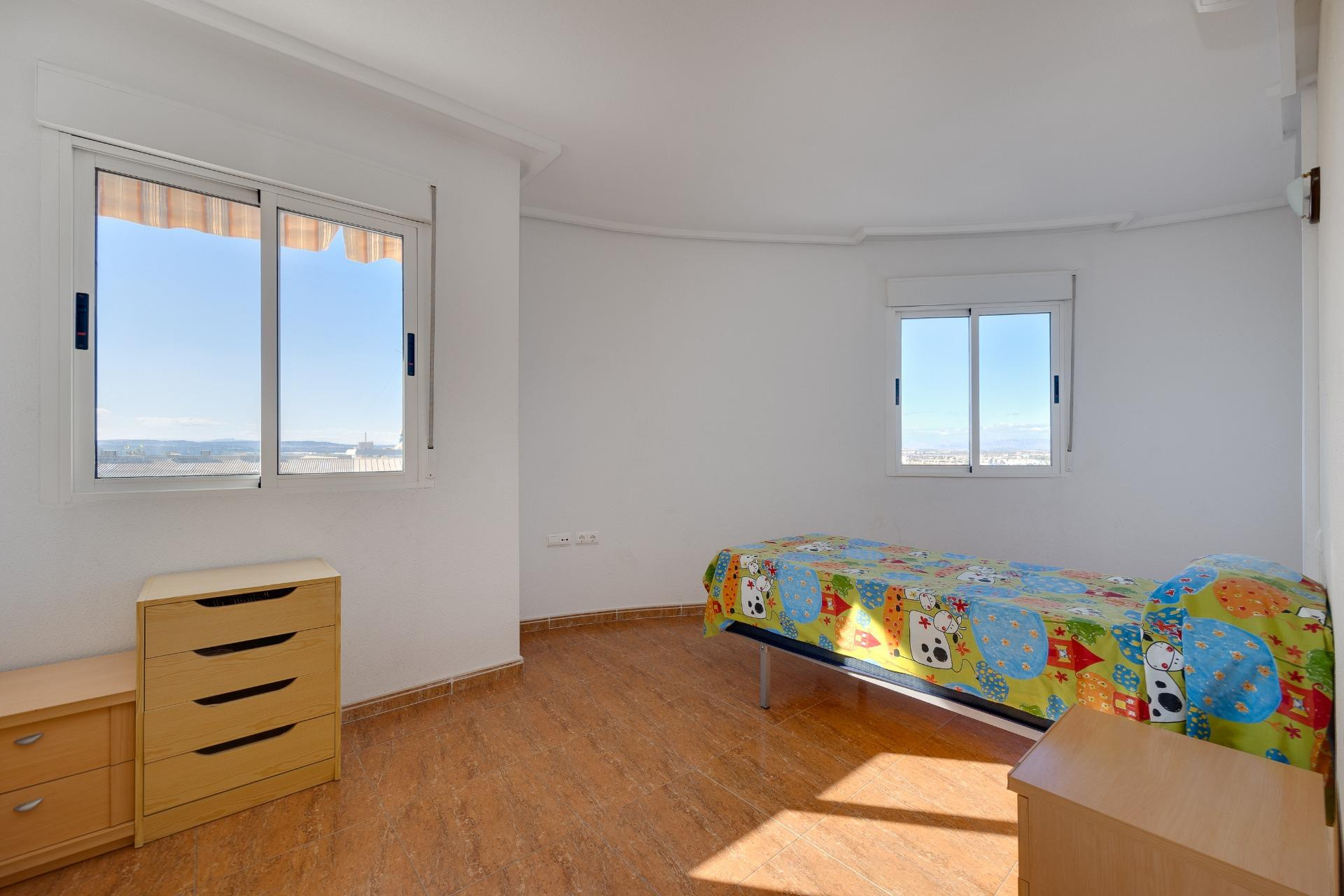 Resale - Apartment  - Torrevieja - Nueva Torrevieja