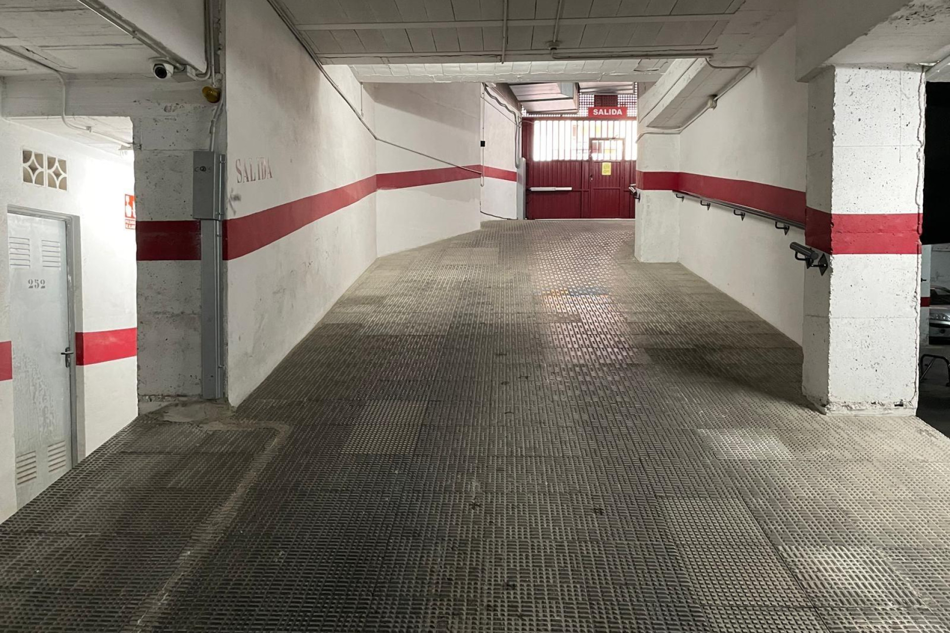 Resale - Apartment  - Torrevieja - Parque de Las Naciones