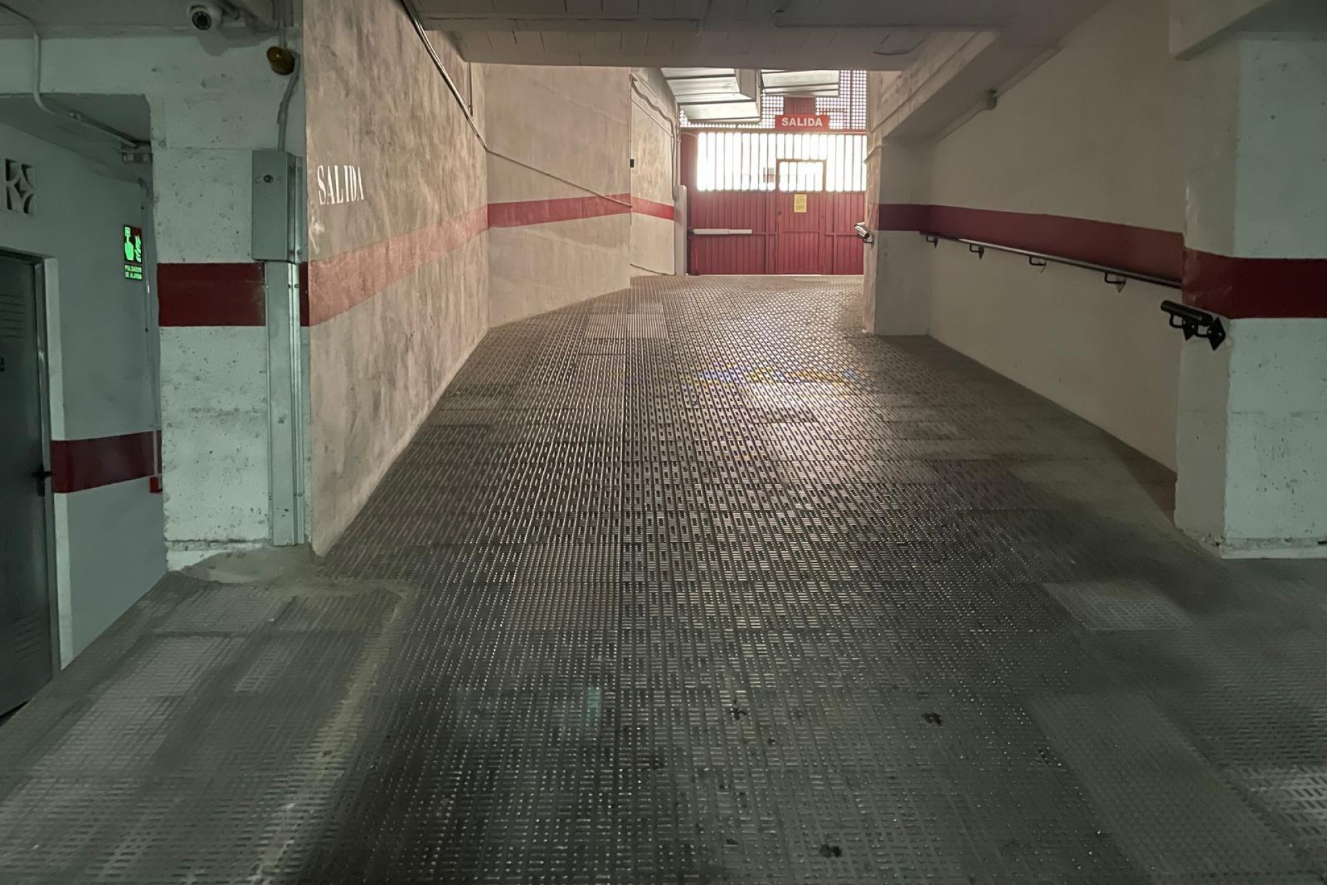 Resale - Apartment  - Torrevieja - Parque de Las Naciones