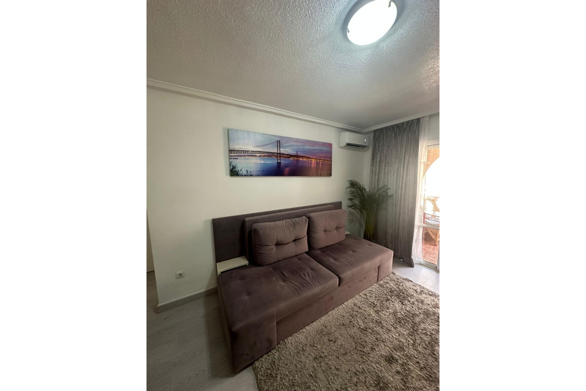 Resale - Apartment  - Torrevieja - Parque de Las Naciones