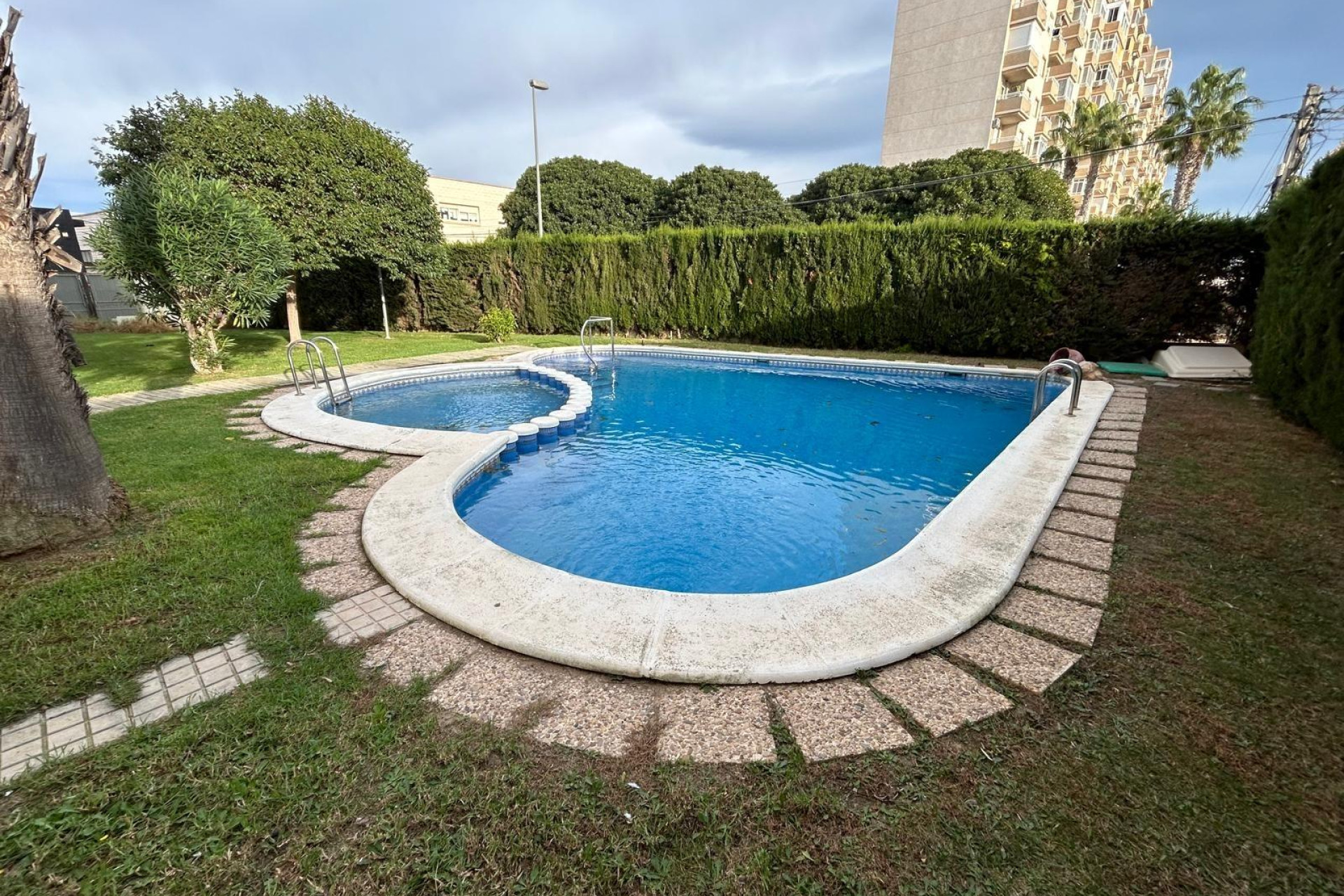 Resale - Apartment  - Torrevieja - Parque las naciones