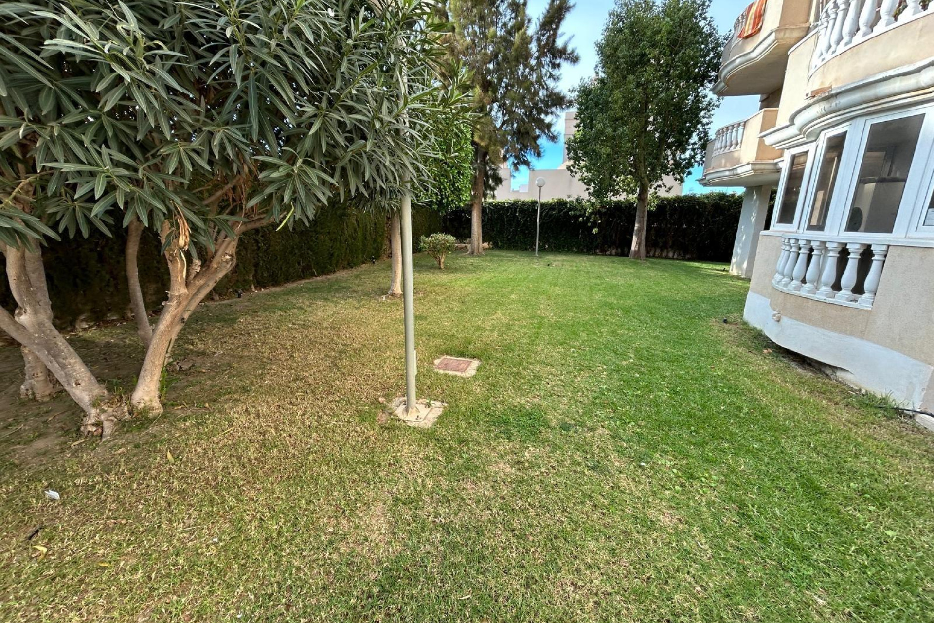 Resale - Apartment  - Torrevieja - Parque las naciones