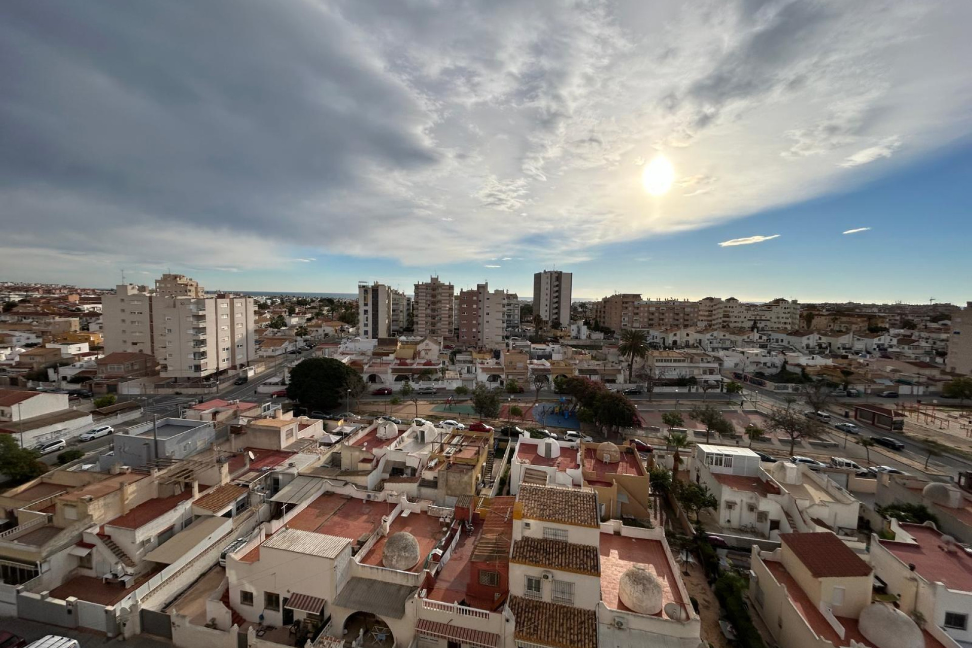 Resale - Apartment  - Torrevieja - Parque las naciones