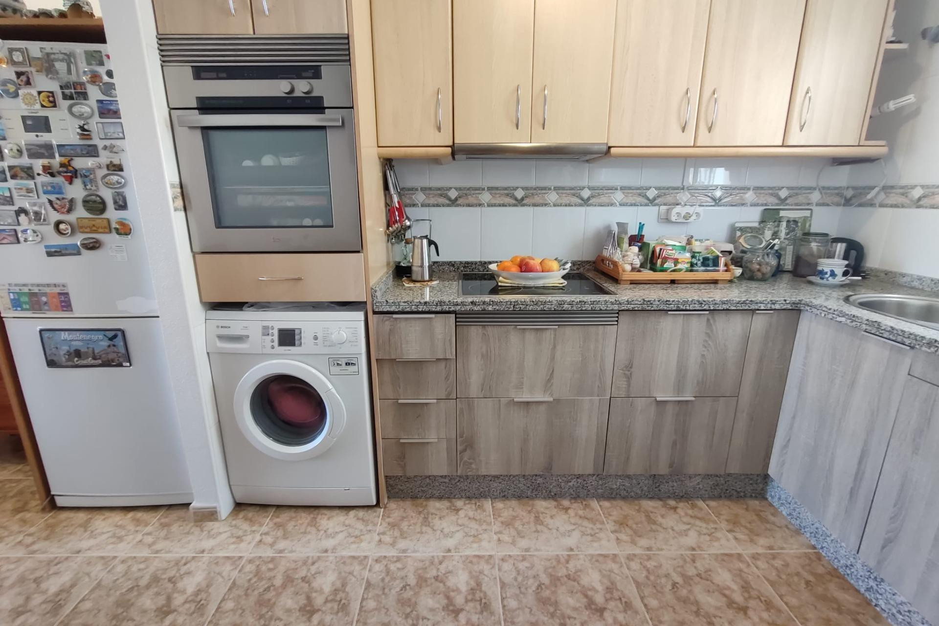 Resale - Apartment  - Torrevieja - Paseo maritimo