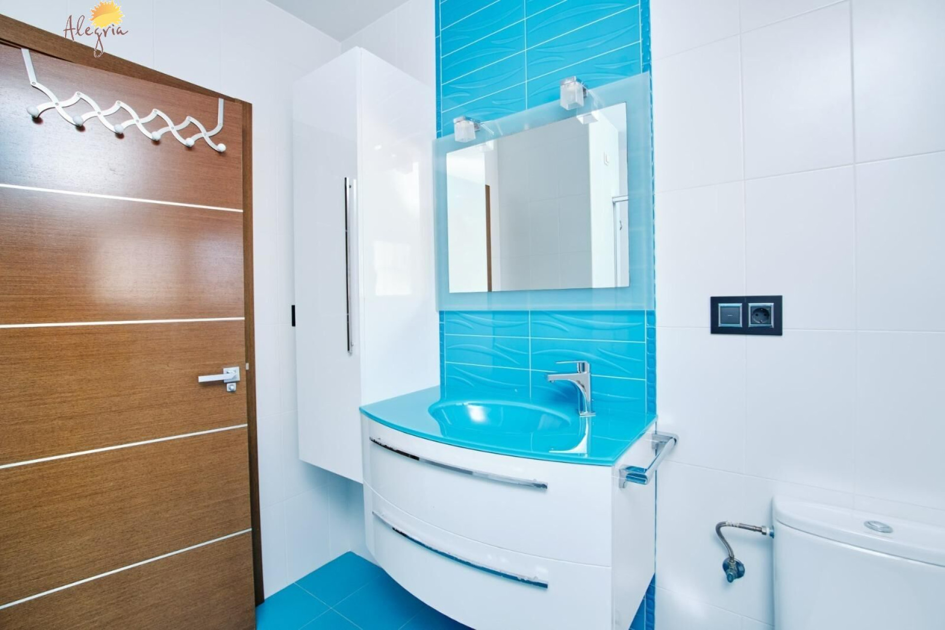 Resale - Apartment  - Torrevieja - Paseo maritimo