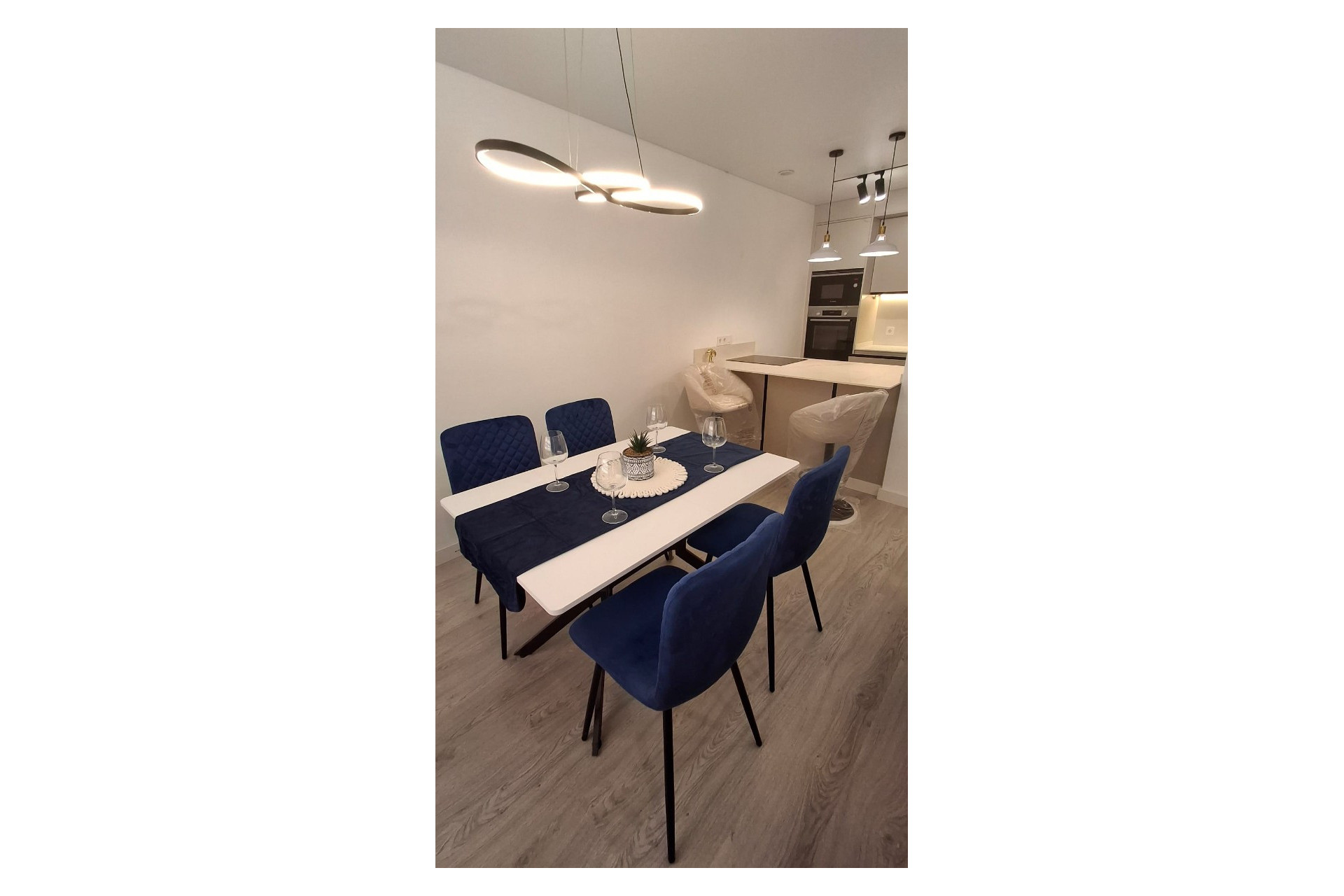 Resale - Apartment  - Torrevieja - Playa Acequion