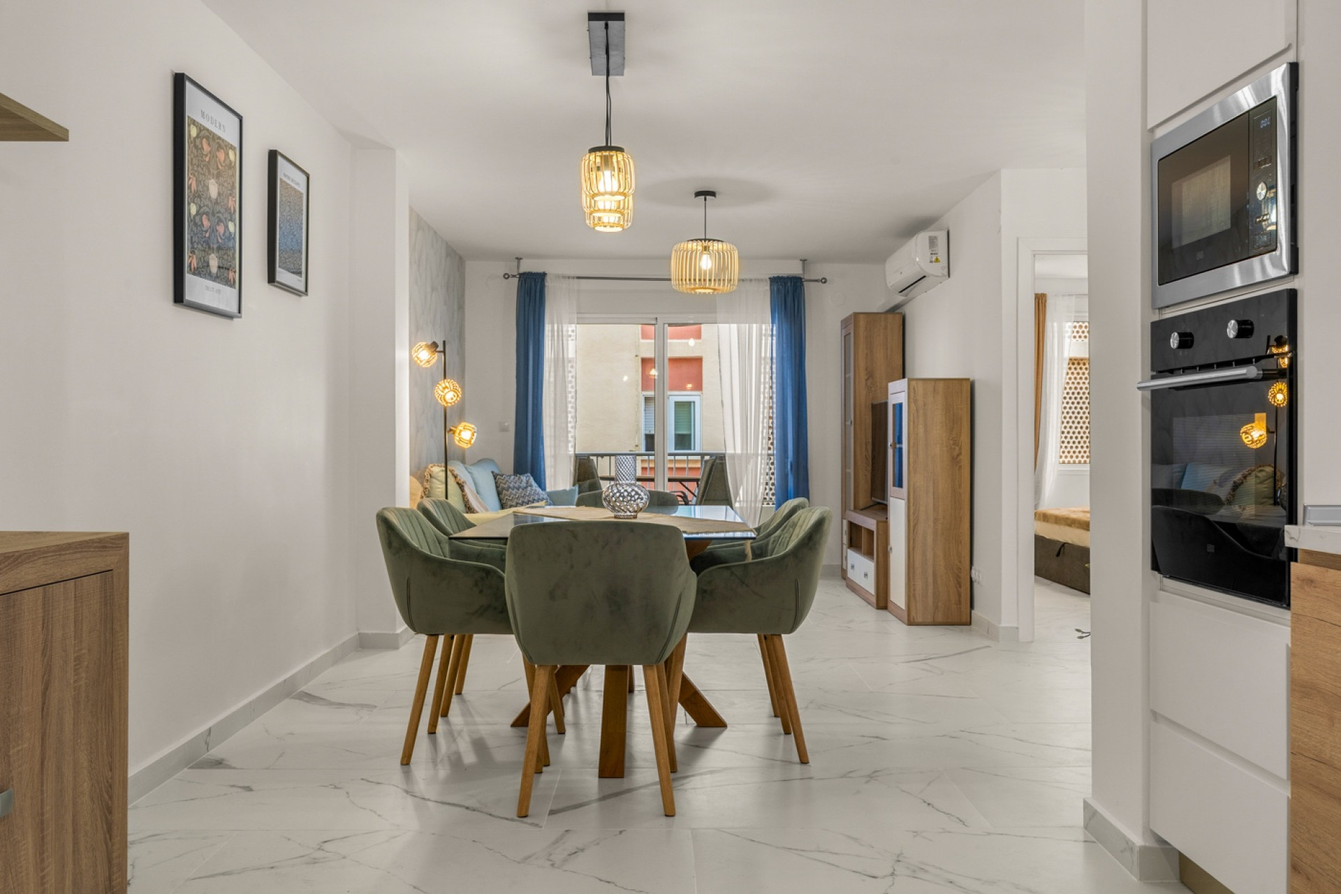 Resale - Apartment  - Torrevieja - Playa de El Cura